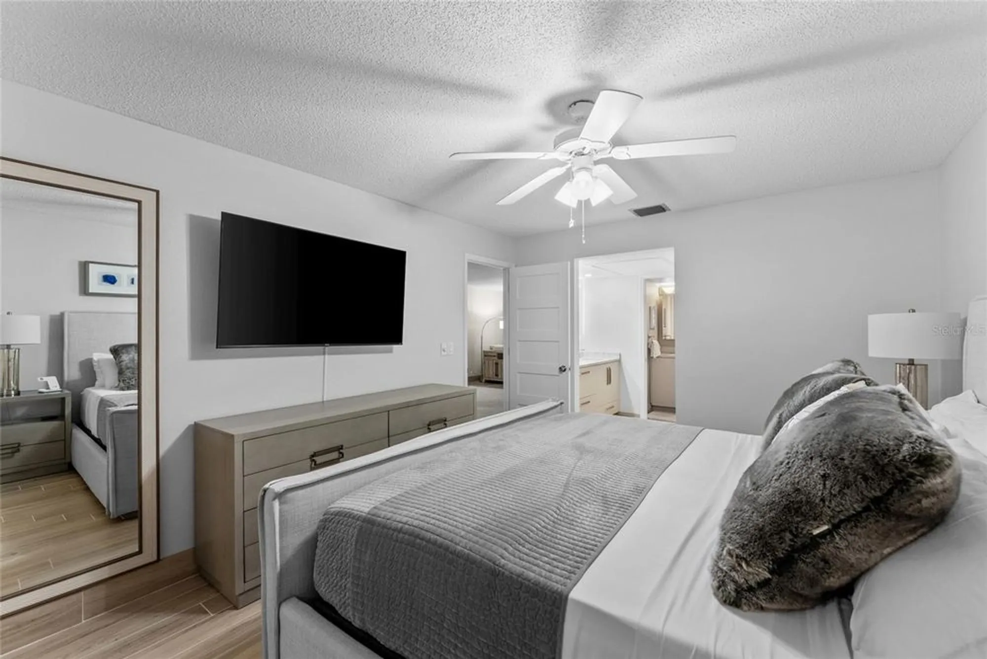 Property Slideshow image 28 of 48 | 310 wexford ter # 164, Venice, FL, 34293