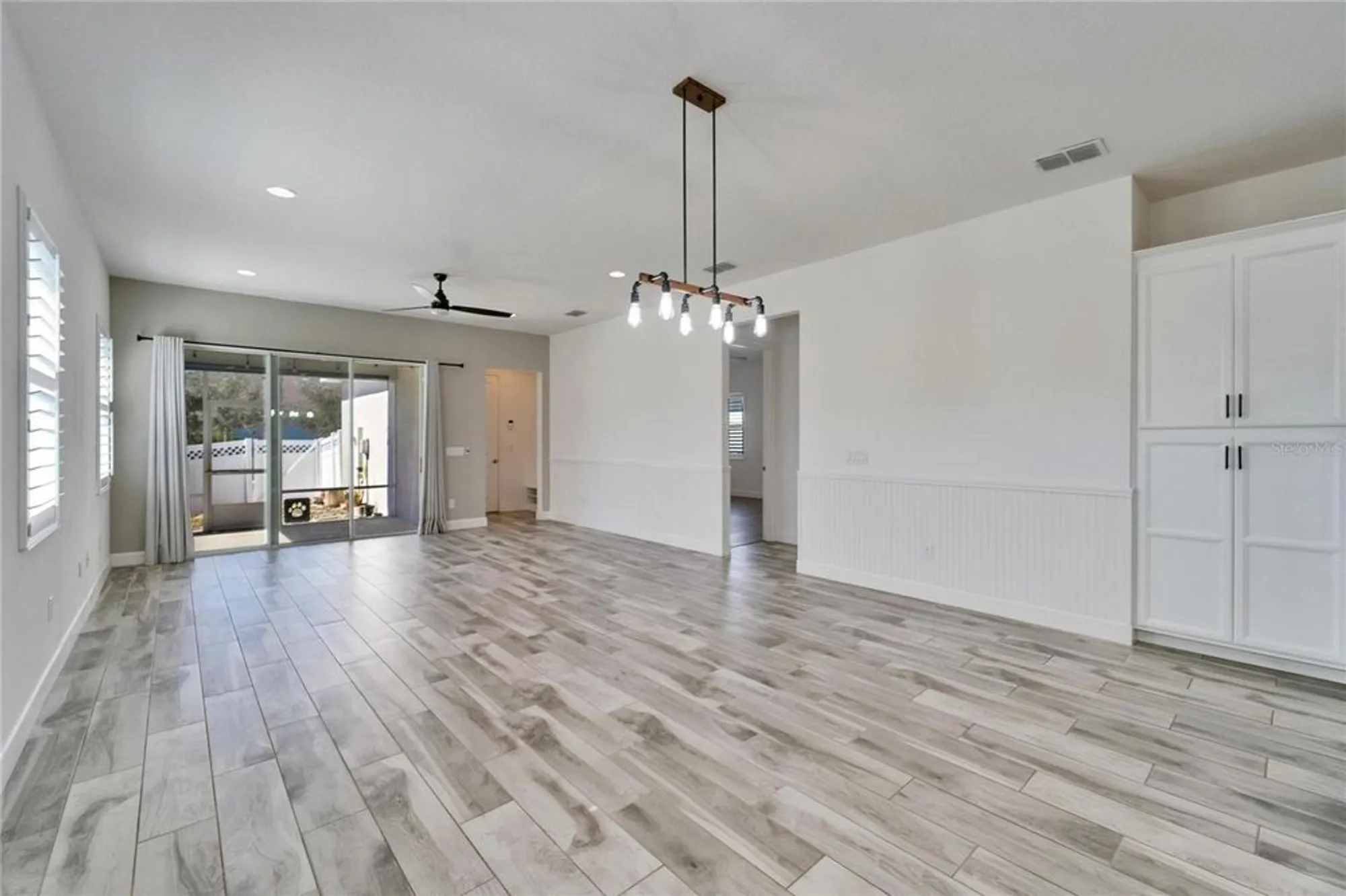 Property Slideshow image 13 of 61 | 729 winterside dr, Apollo Beach, FL, 33572