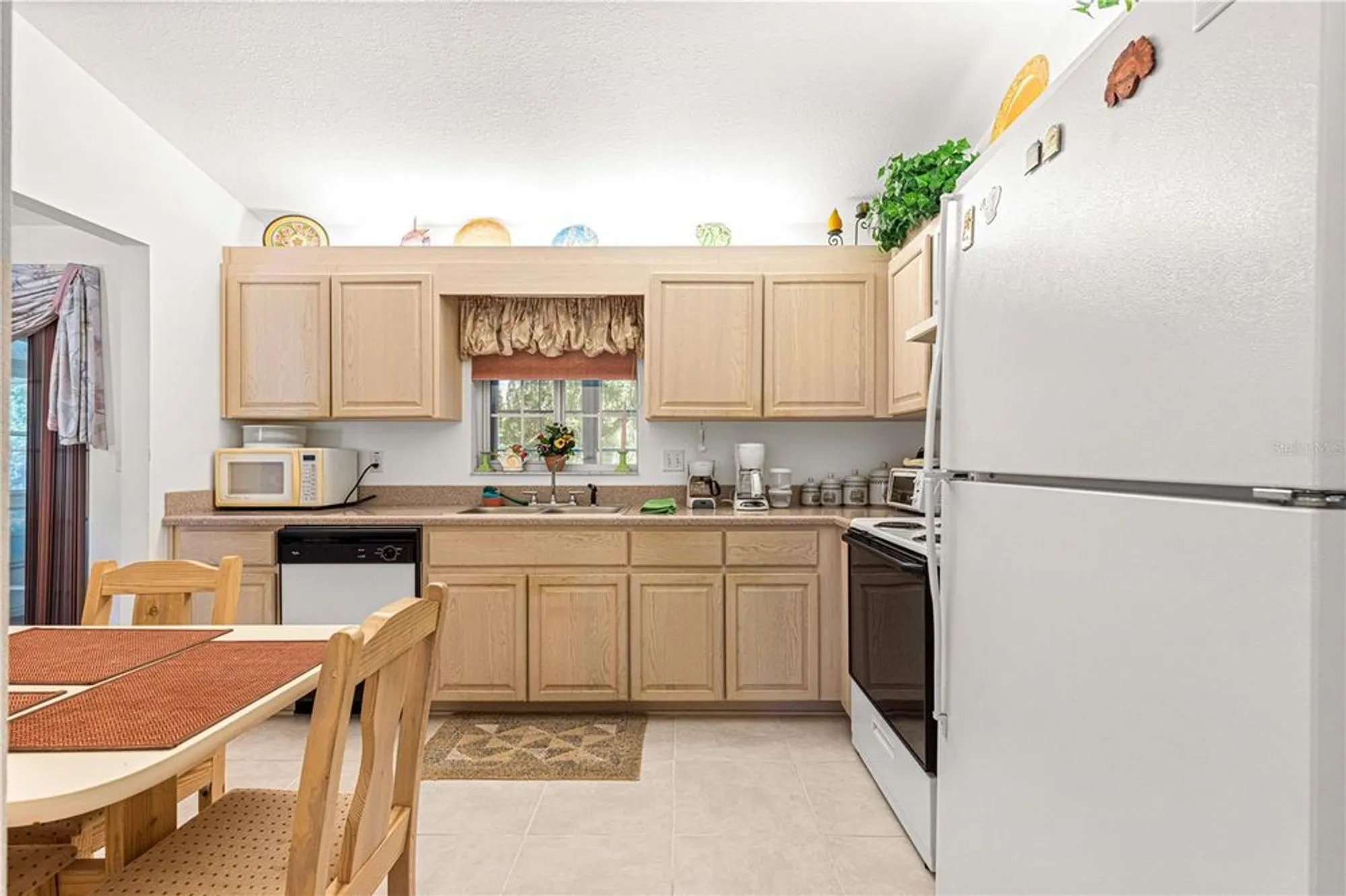Property Slideshow image 16 of 39 | 15024 sw 112th cir, Dunnellon, FL, 34432