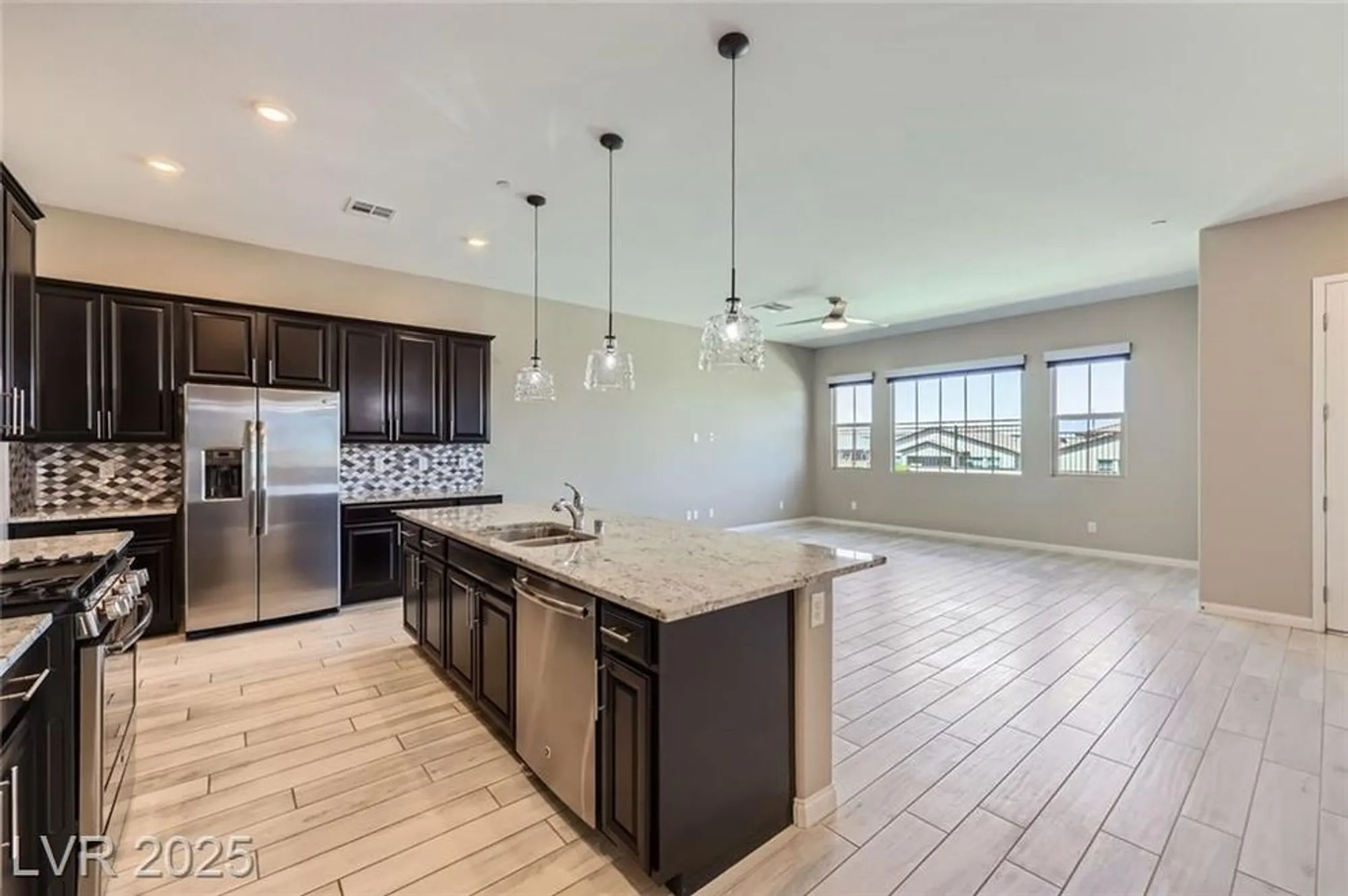 Property Slideshow image 21 of 53 | 738 purple knoll walk, Henderson, NV, 89011