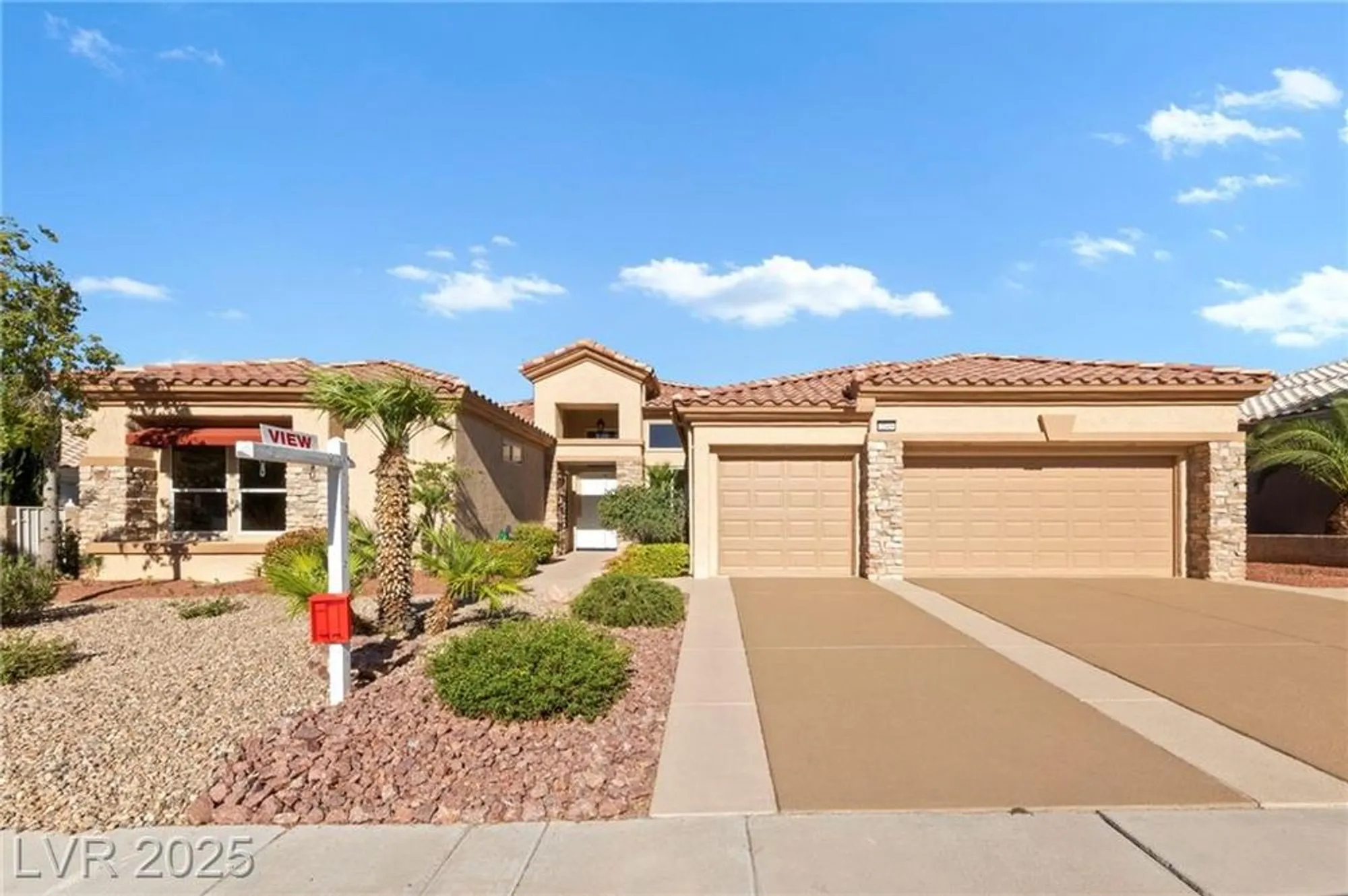 Property Slideshow image 44 of 56 | 2548 faiss dr, Las Vegas, NV, 89134