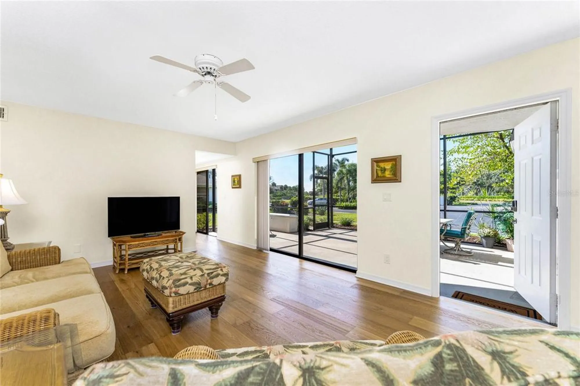 Property Slideshow image 10 of 42 | 3021 matecumbe key rd apt 4, Punta Gorda, FL, 33955
