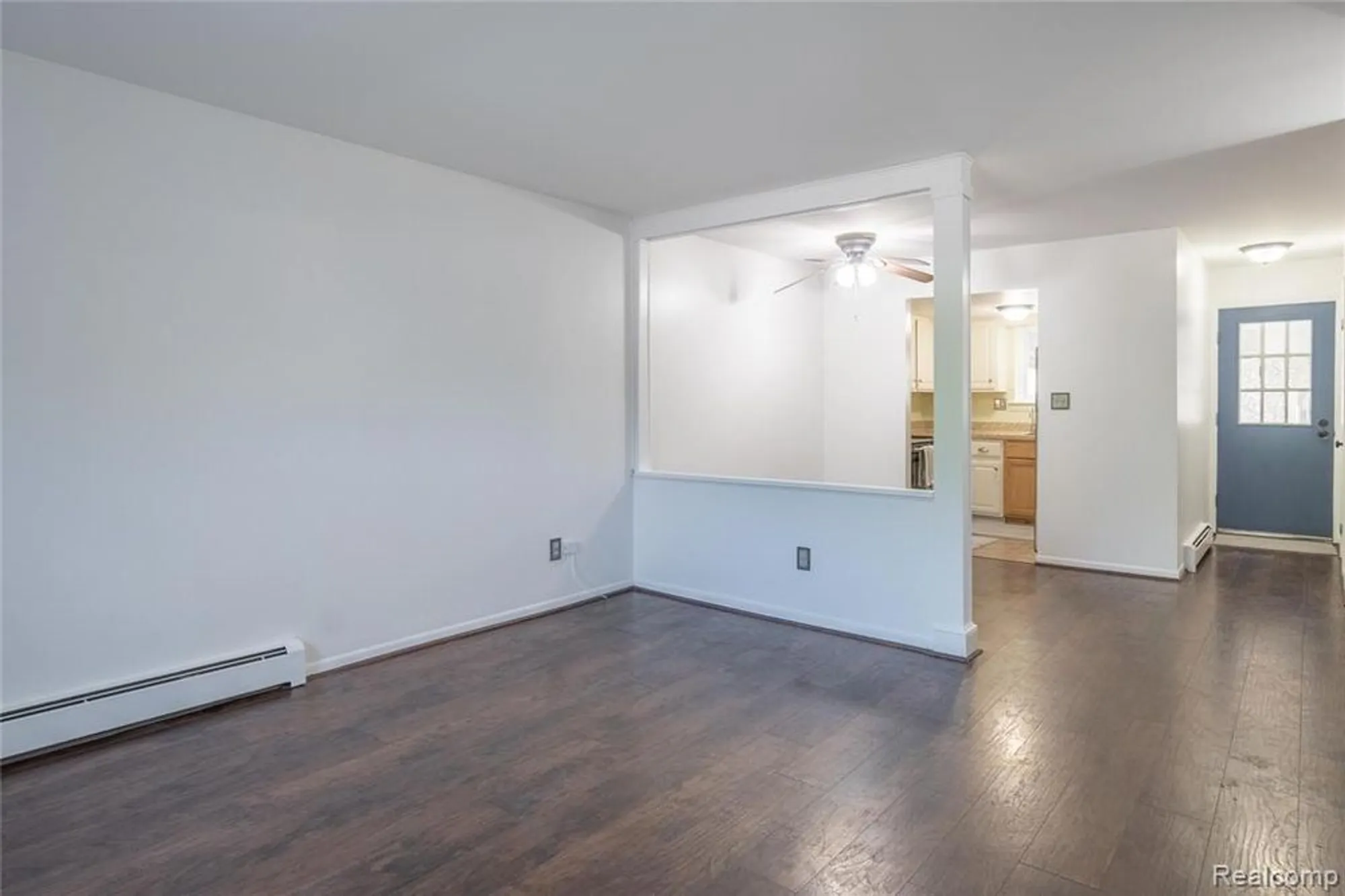 Property Slideshow image 9 of 36 | 61021 heritage blvd # 4, South Lyon, MI, 48178