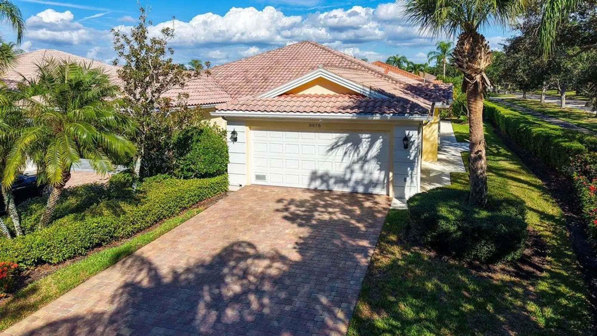 Property Slideshow image 1 of 71 | 8878 estepona ct, Sarasota, FL, 34238