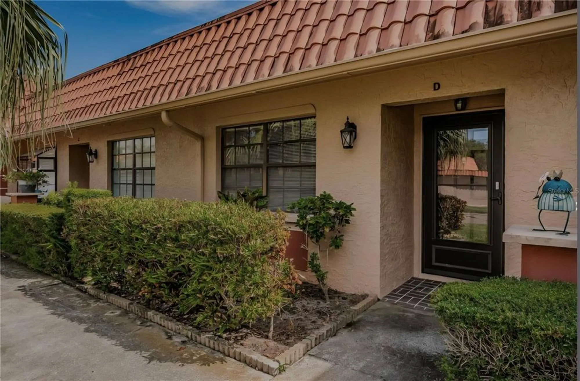 Property Slideshow image 8 of 27 | 19029 us highway 19 n apt 10d, Clearwater, FL, 33764