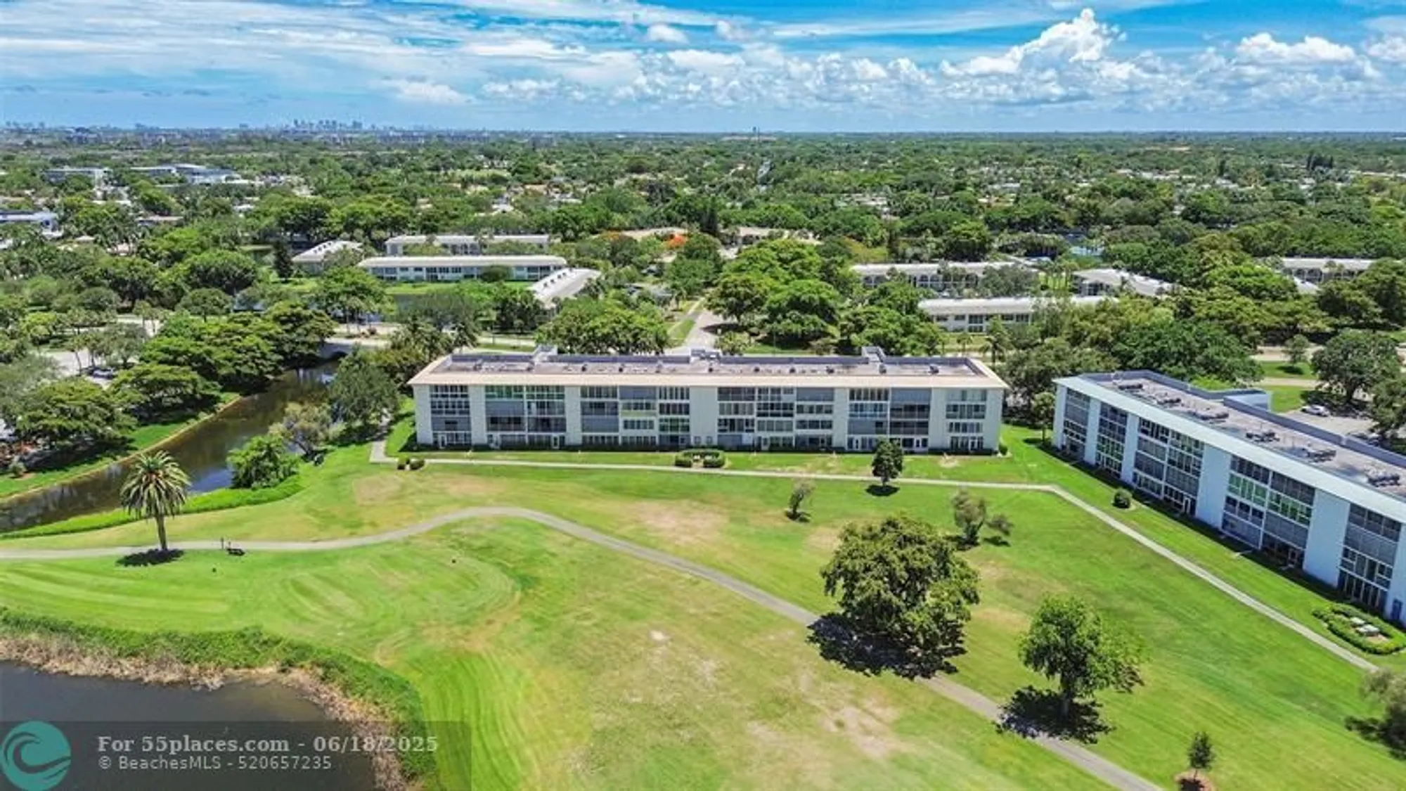 Property Slideshow image 32 of 48 | 2801 victoria way apt d3, Coconut Creek, FL, 33066