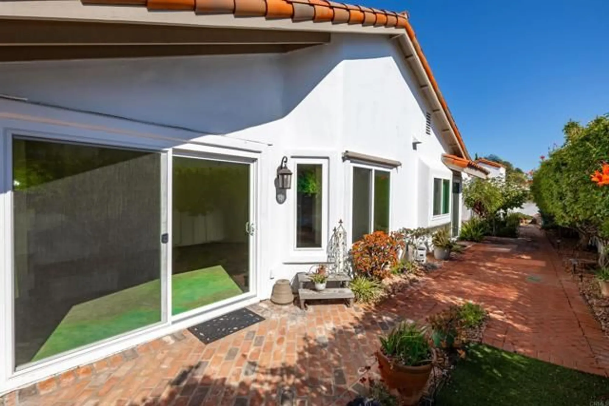 Property Slideshow image 20 of 51 | 4125 arcadia way, Oceanside, CA, 92056