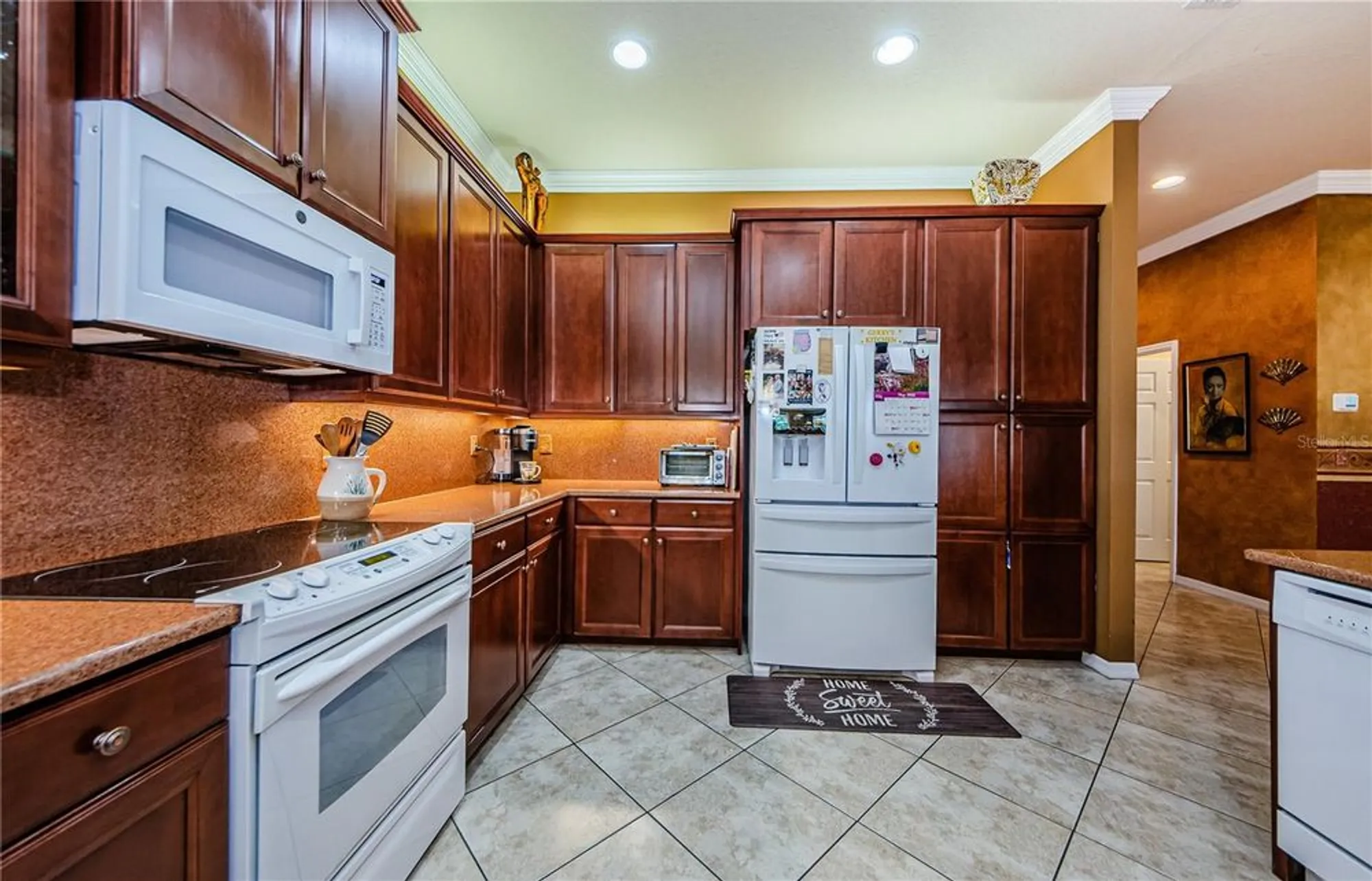 Property Slideshow image 13 of 77 | 4947 sandy brook cir, Wimauma, FL, 33598