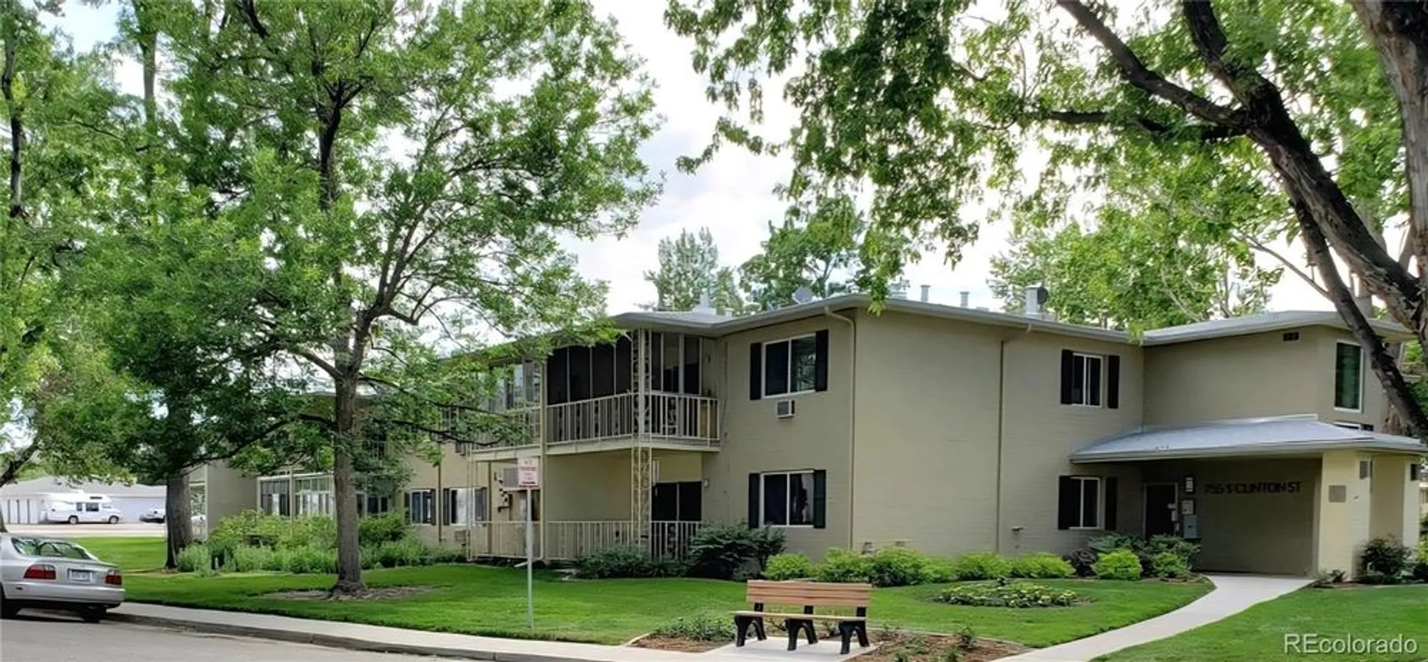 Property Slideshow image 1 of 48 | 755 s clinton st 6b, Denver, CO, 80247