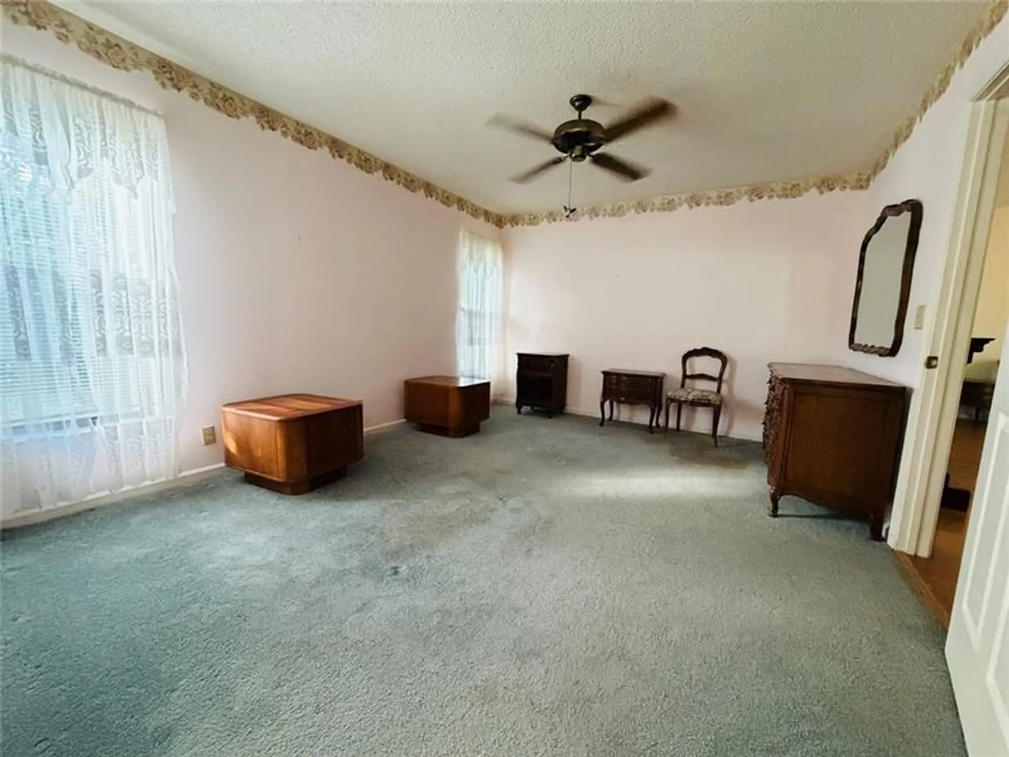 Property Slideshow image 14 of 29 | 7013 nw 107th ave, Tamarac, FL, 33321