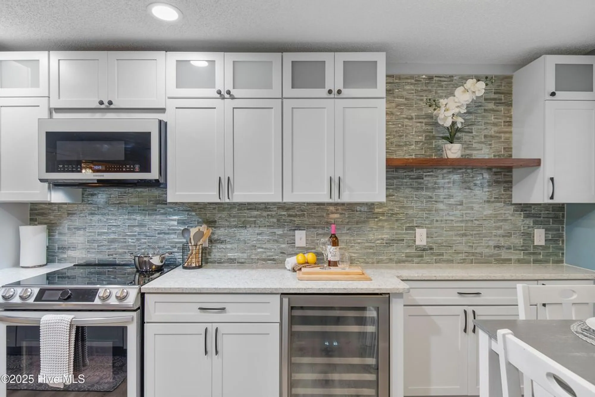 Property Slideshow image 10 of 53 | 3350 club villa dr 1501, Southport, NC, 28461