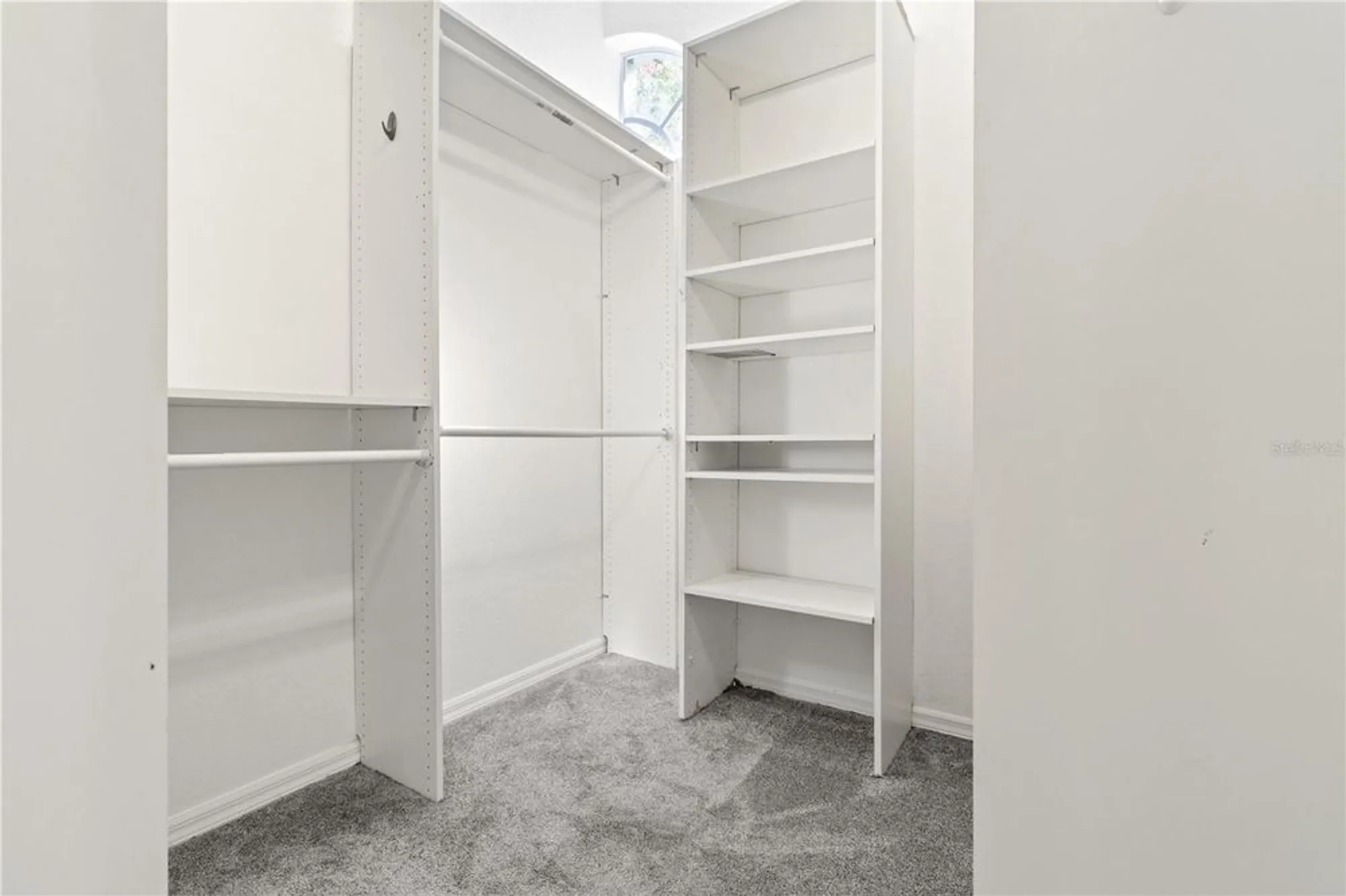 Property Slideshow image 17 of 57 | 9400 merriweather dr, Weeki Wachee, FL, 34613