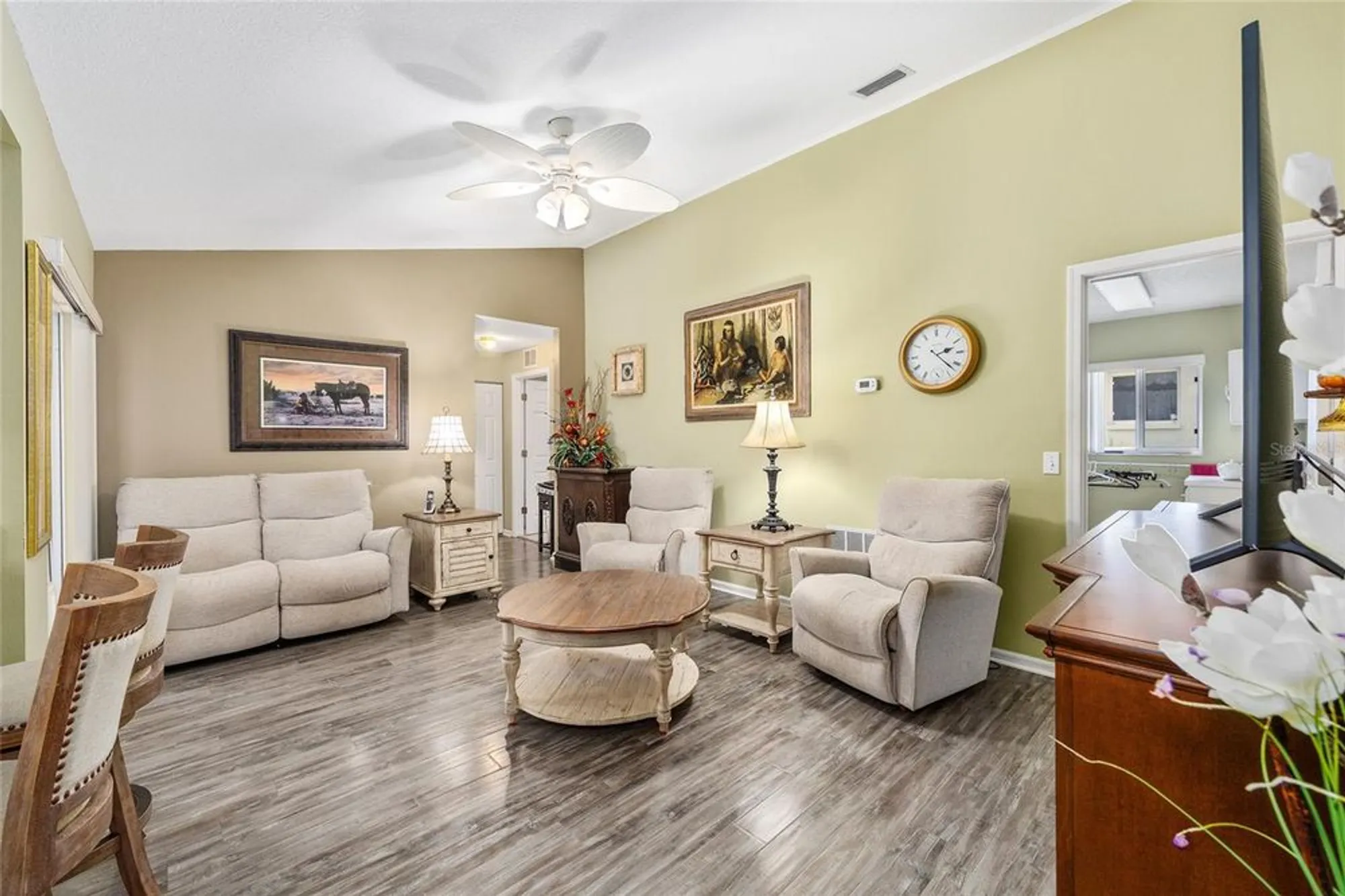 Property Slideshow image 18 of 49 | 5140 nw 25th loop, Ocala, FL, 34482