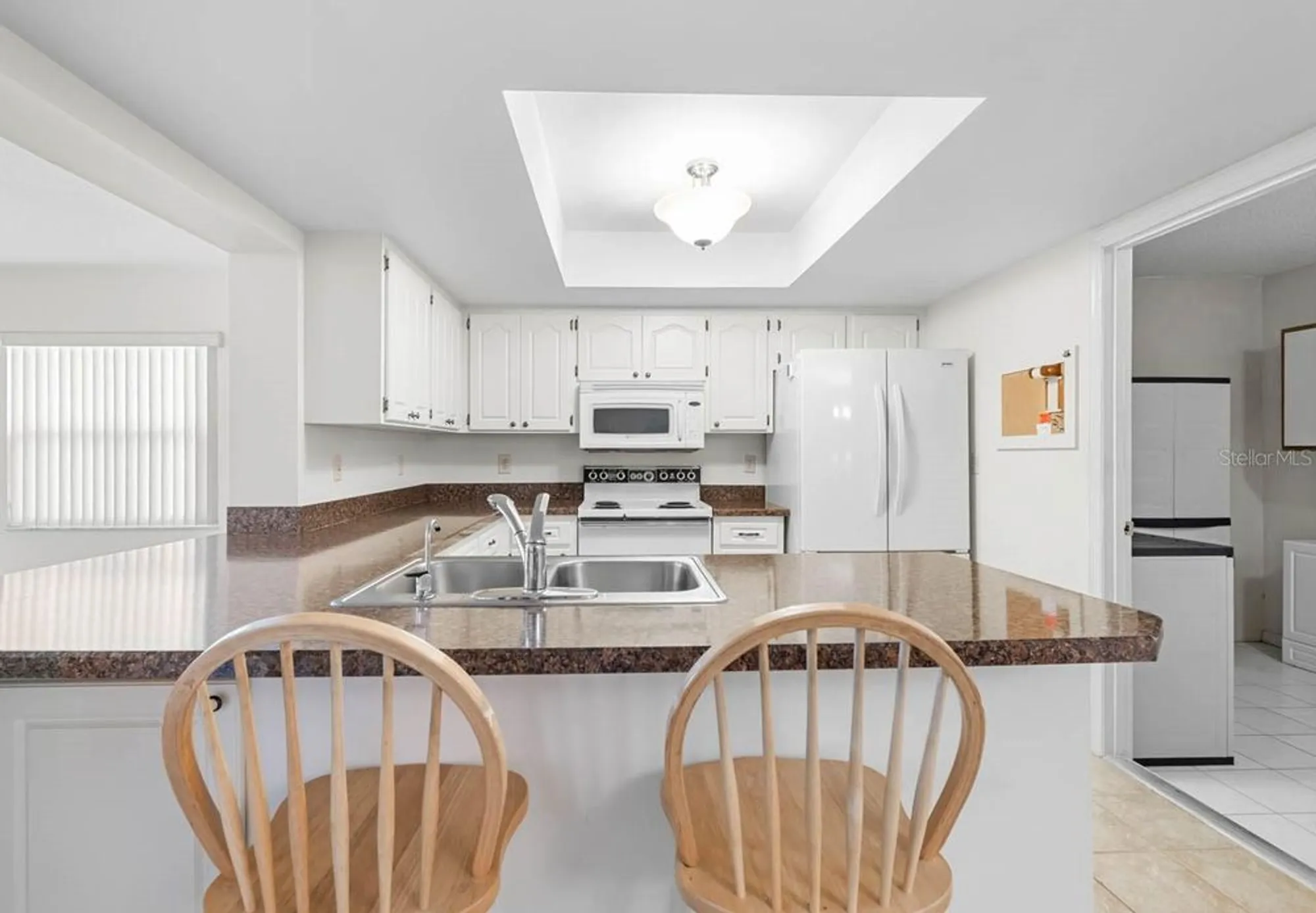 Property Slideshow image 11 of 50 | 2109 harleston pl # 2109, Sun City Center, FL, 33573