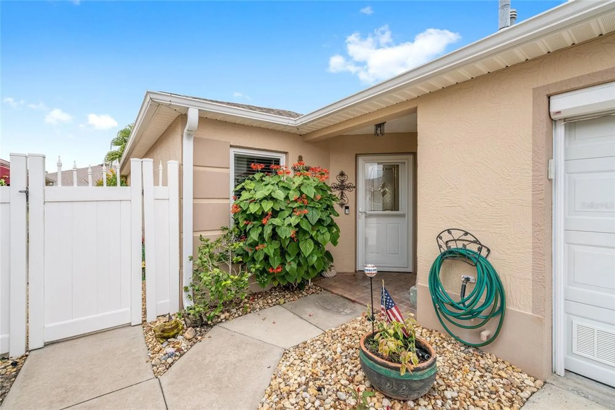 Property Slideshow image 4 of 54 | 1822 athens ln, The Villages, FL, 32162