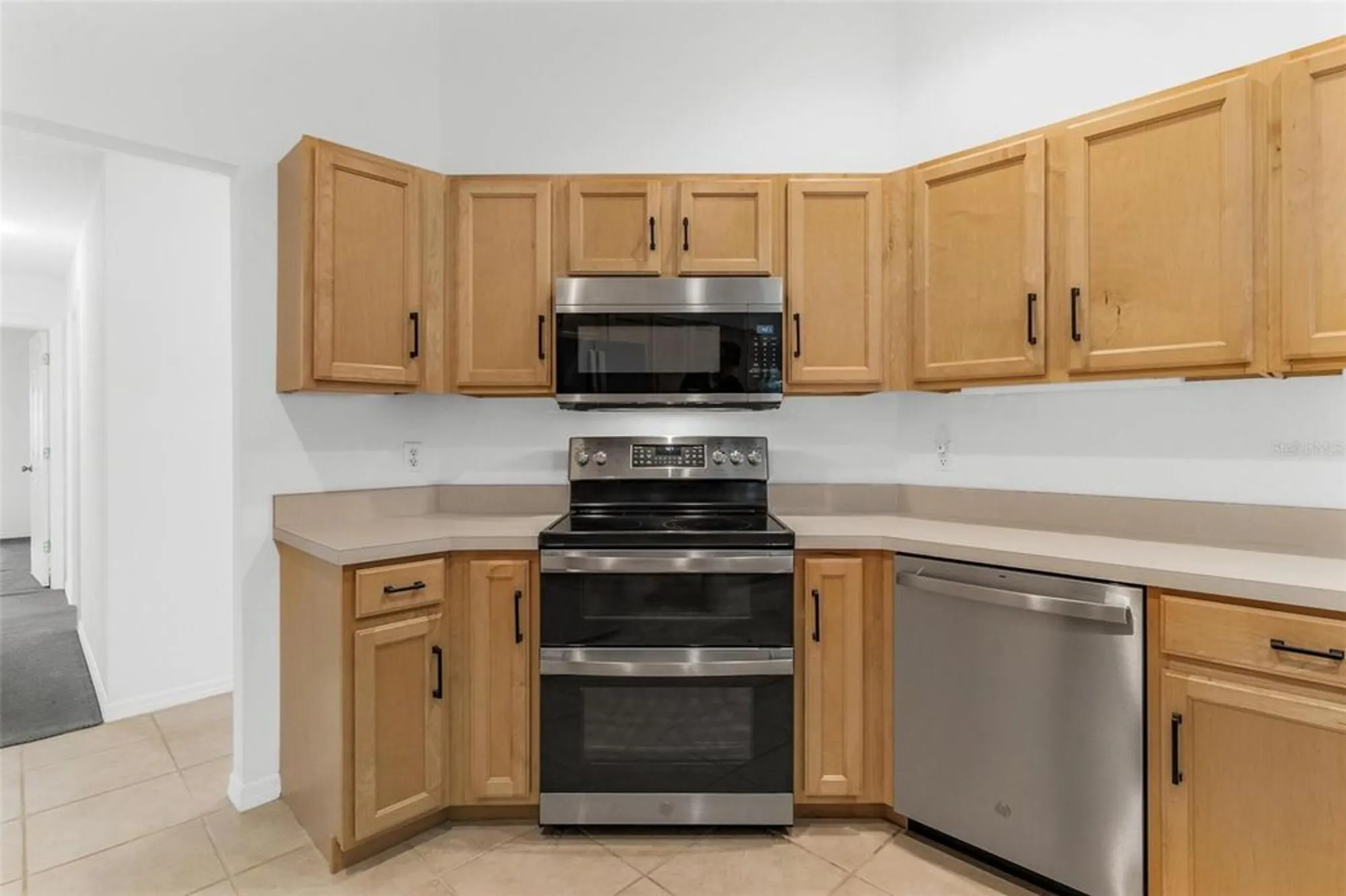 Property Slideshow image 10 of 39 | 7023 arcadian ct, Mount Dora, FL, 32757