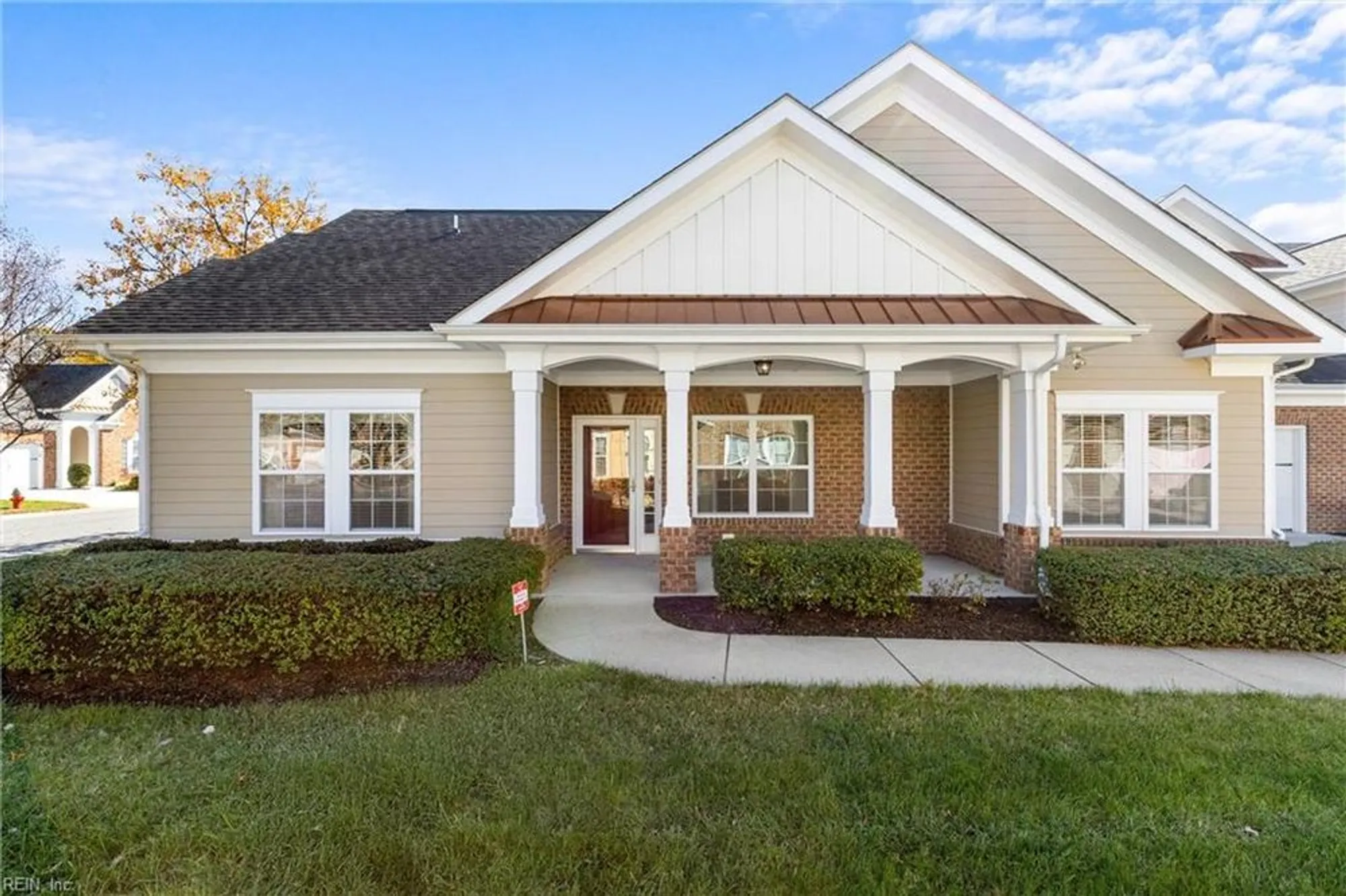 Property Slideshow image 1 of 39 | 1413 thistlewood ln # 54, Chesapeake, VA, 23320