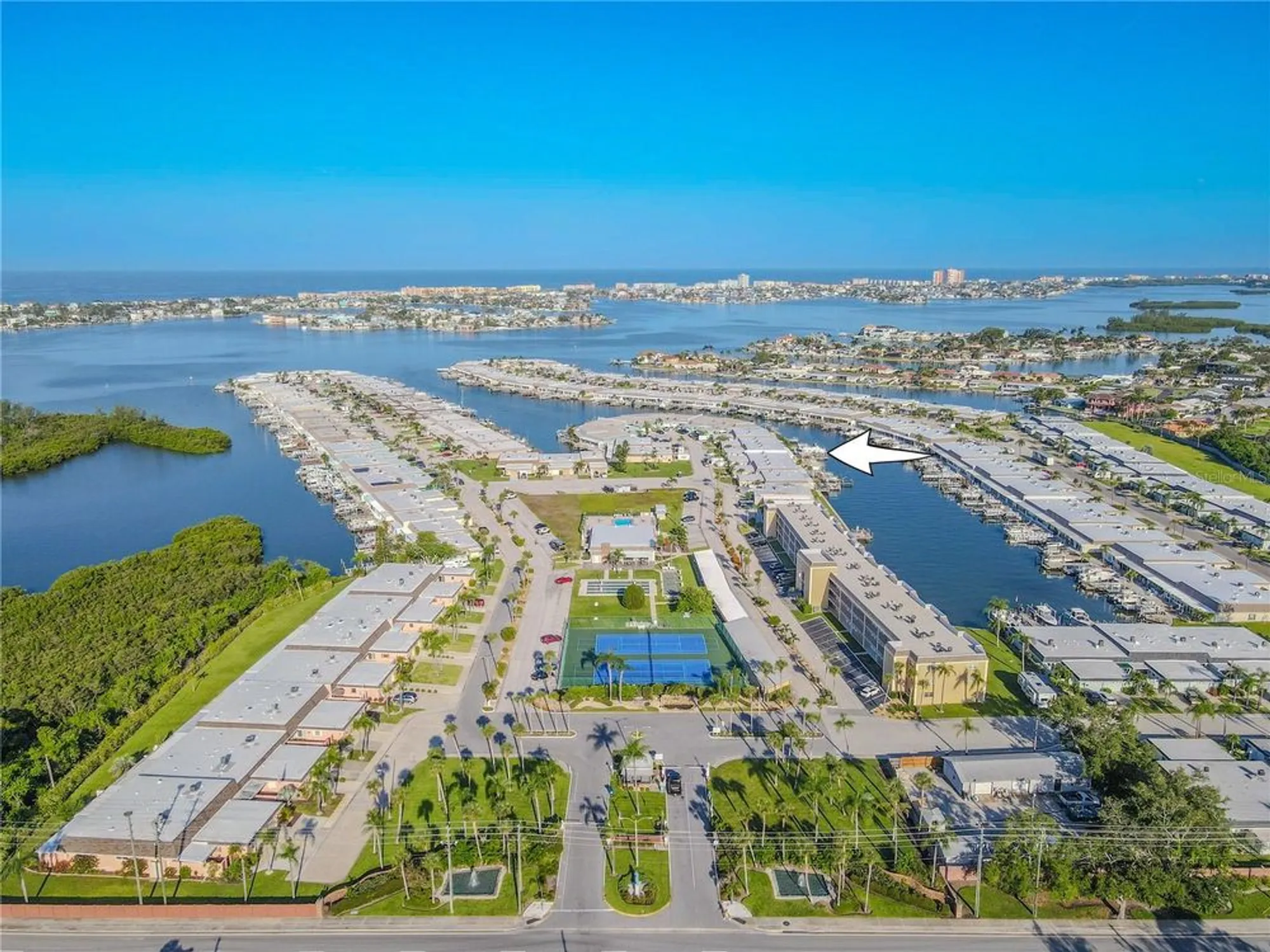 Property Slideshow image 51 of 64 | 345 boca ciega point blvd, Saint Petersburg, FL, 33708