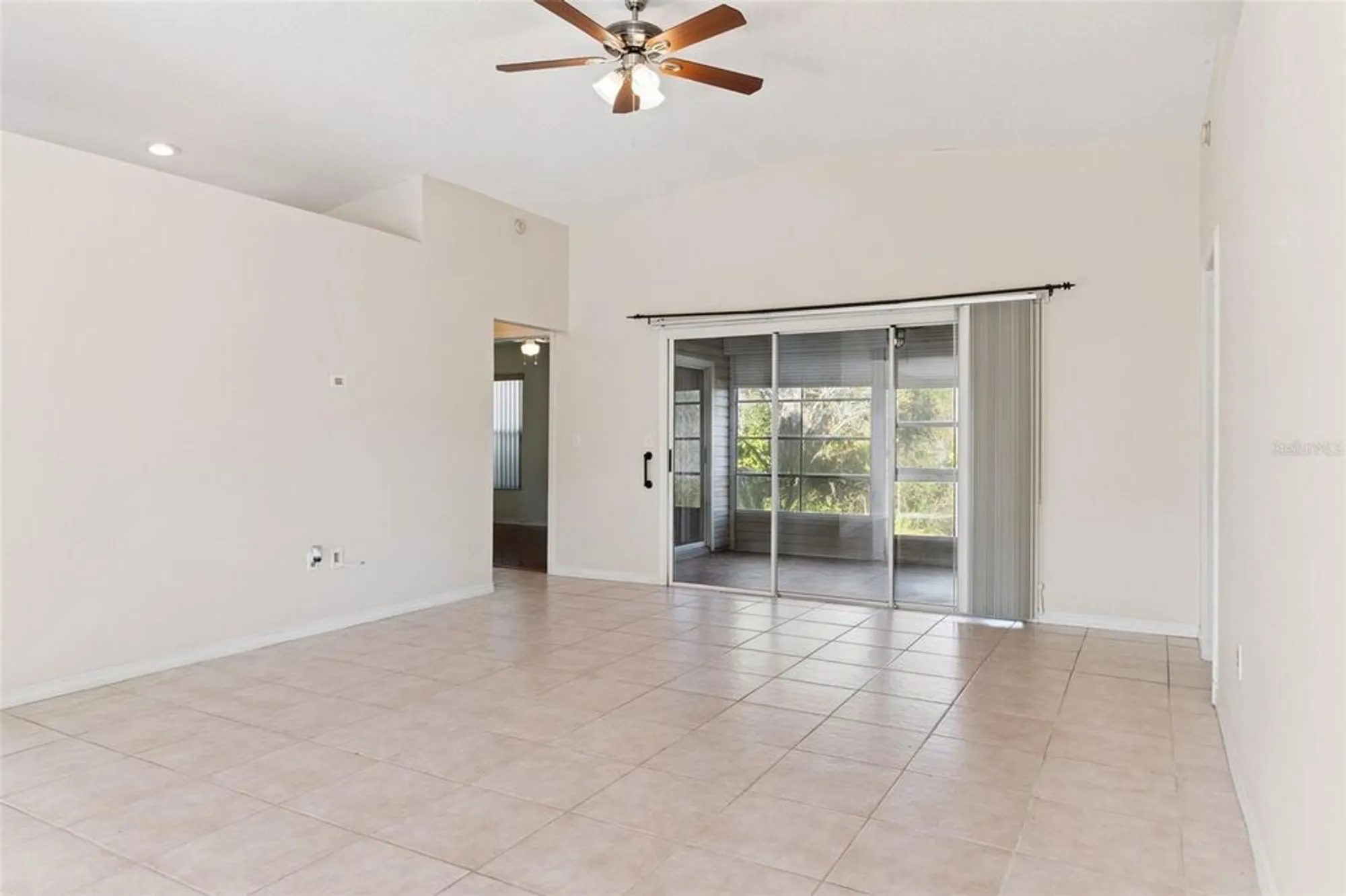Property Slideshow image 4 of 29 | 29327 zeller ave, San Antonio, FL, 33576