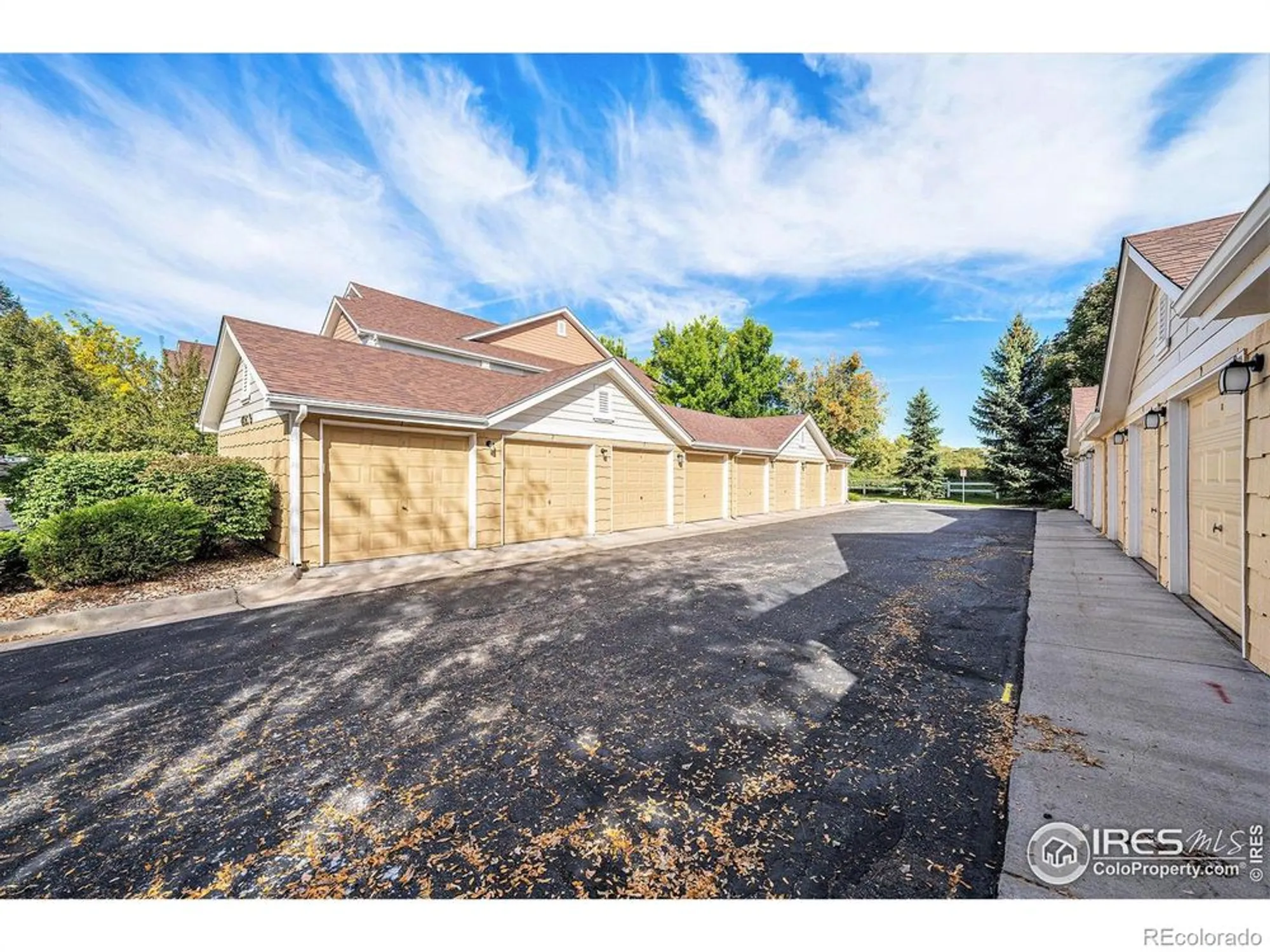 Property Slideshow image 12 of 17 | 4705 hahns peak dr unit 202, Loveland, CO, 80538