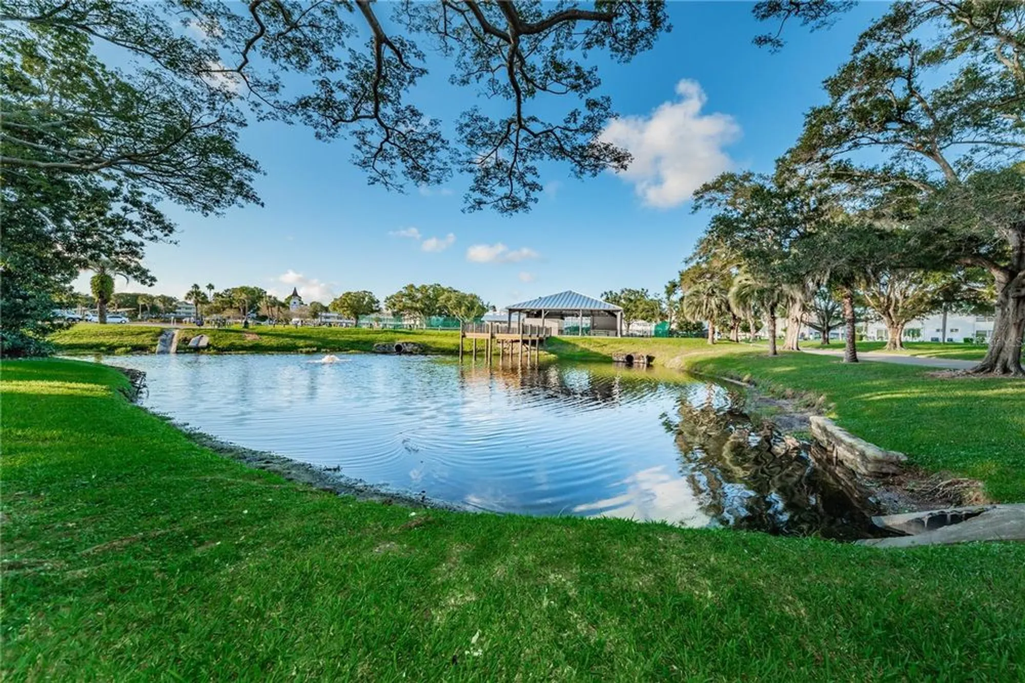 Property Slideshow image 57 of 74 | 2358 ecuadorian way 52, Clearwater, FL, 33763