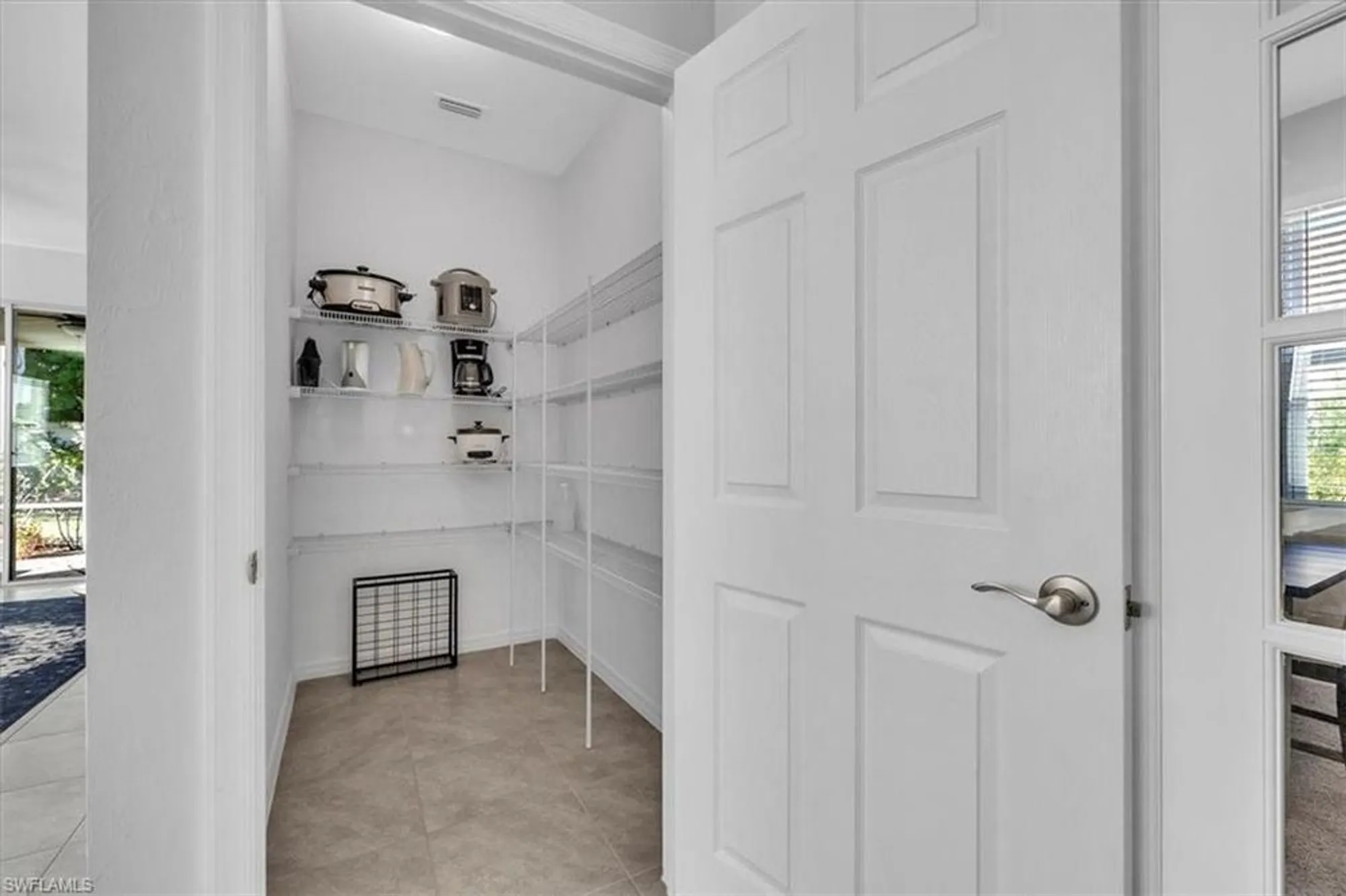 Property Slideshow image 14 of 49 | 2155 summersweet dr, Alva, FL, 33920