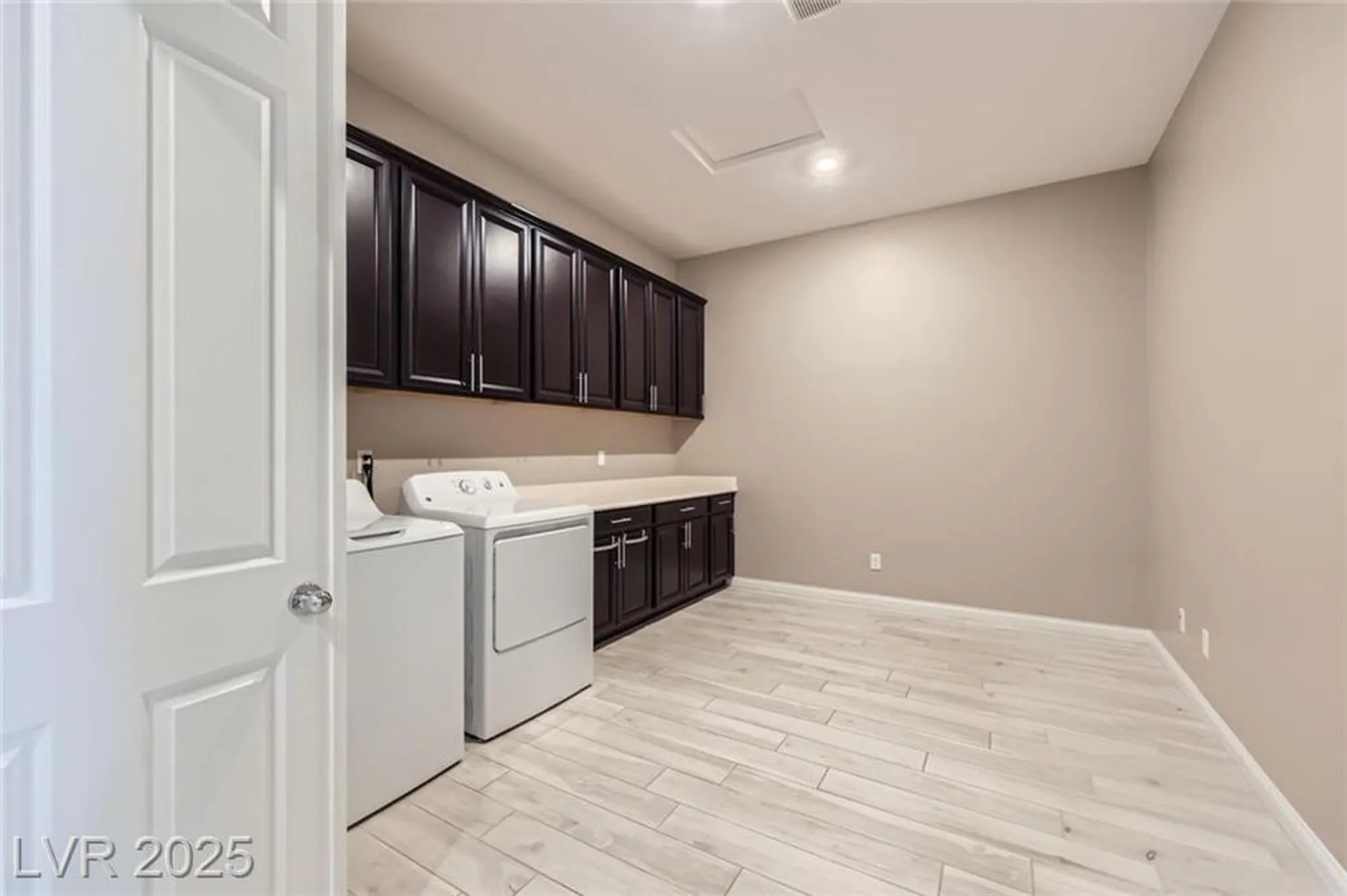 Property Slideshow image 37 of 53 | 738 purple knoll walk, Henderson, NV, 89011