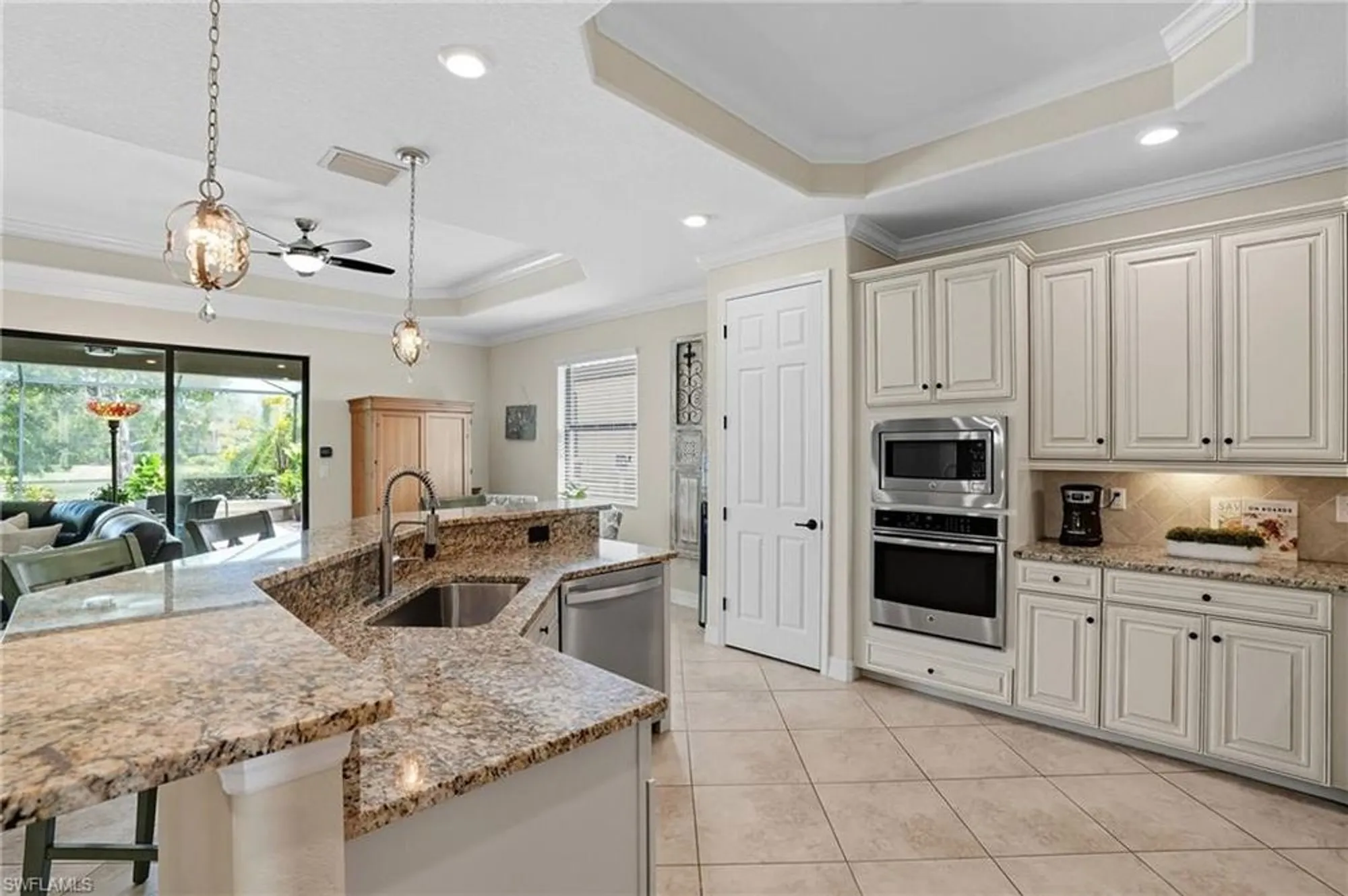 Property Slideshow image 3 of 50 | 28135 edenderry ct, Bonita Springs, FL, 34135