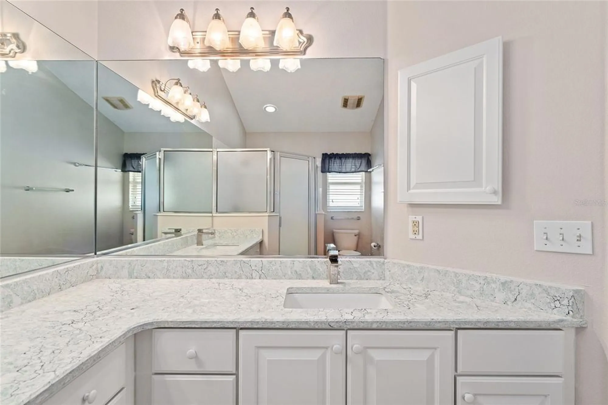 Property Slideshow image 32 of 50 | 2461 merida cir, The Villages, FL, 32162