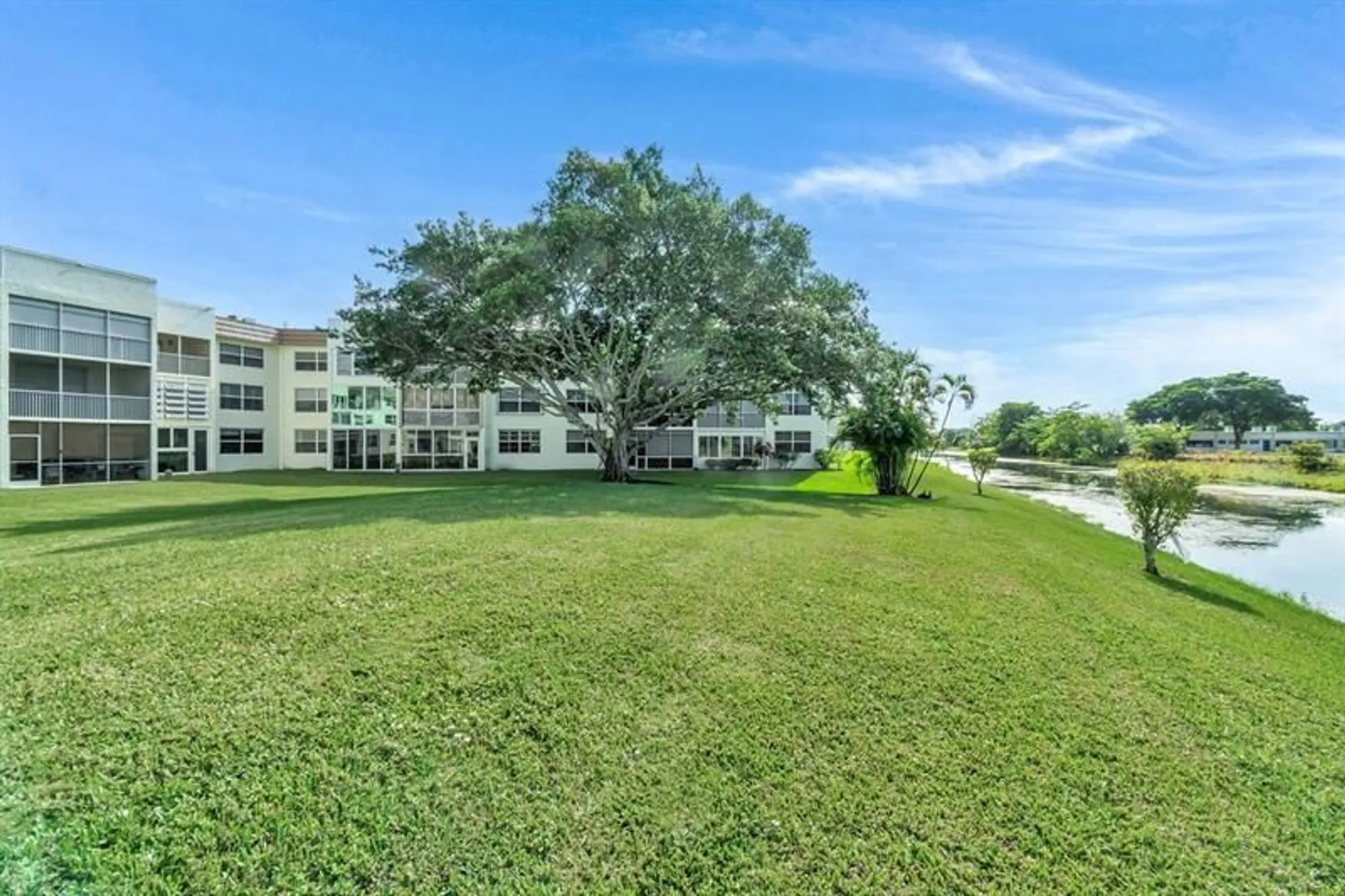 Property Slideshow image 2 of 38 | 6890 royal palm blvd 203h, Margate, FL, 33063