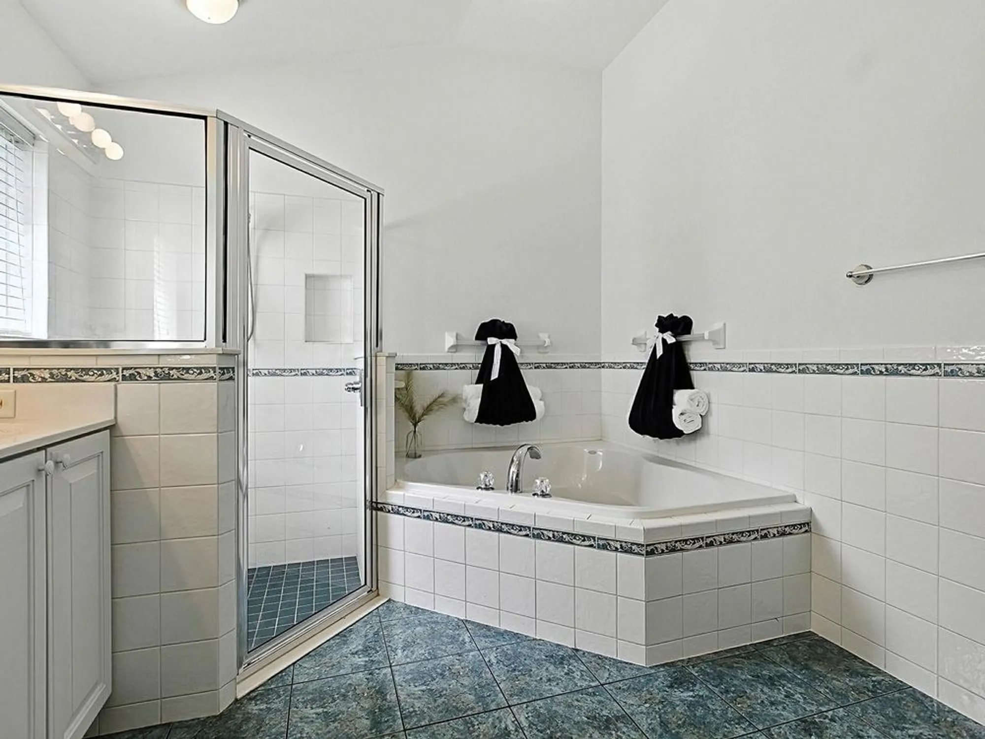 Property Slideshow image 36 of 56 | 17037 se 76th creekside cir, The Villages, FL, 32162