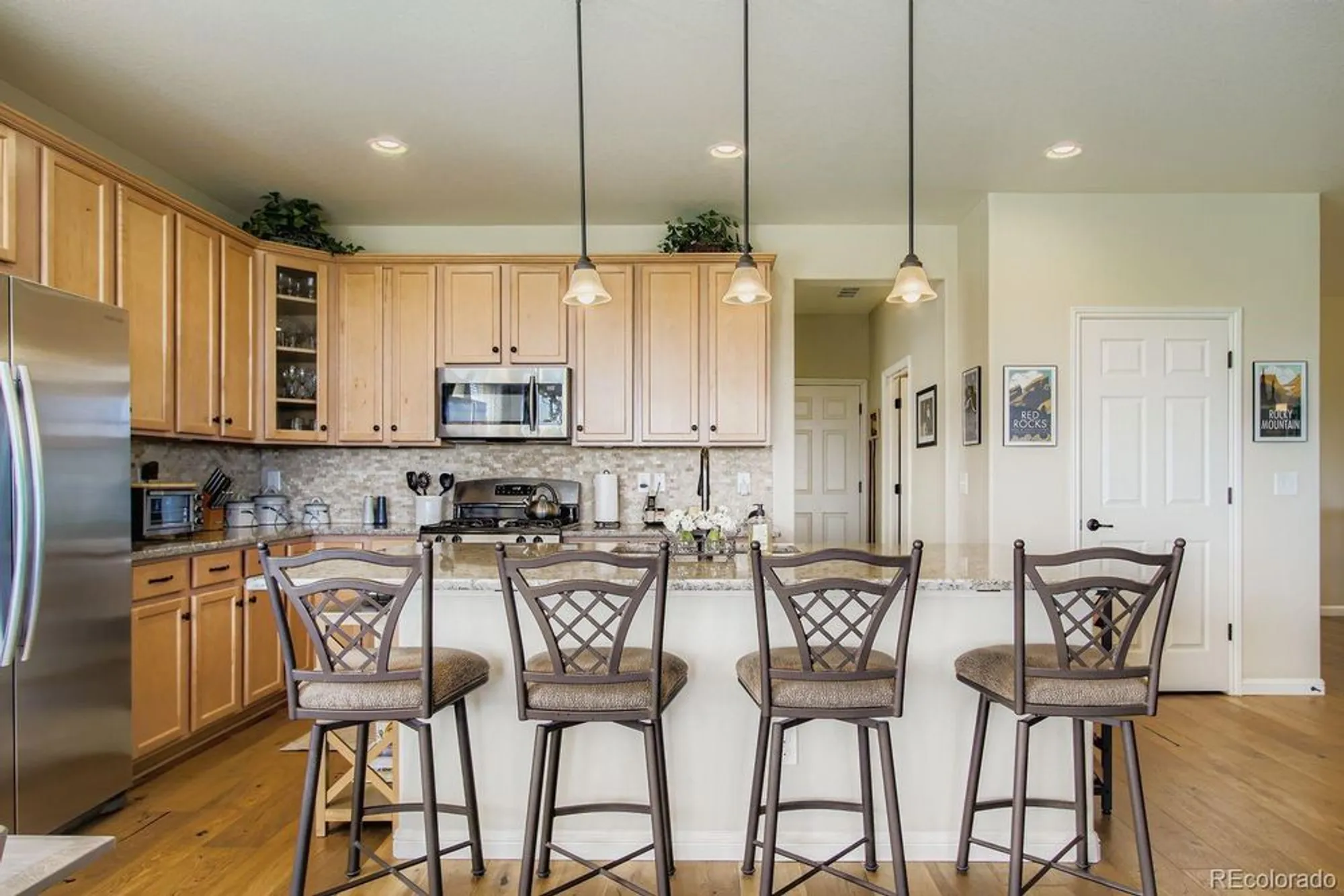 Property Slideshow image 12 of 37 | 10680 w big horn cir, Broomfield, CO, 80021