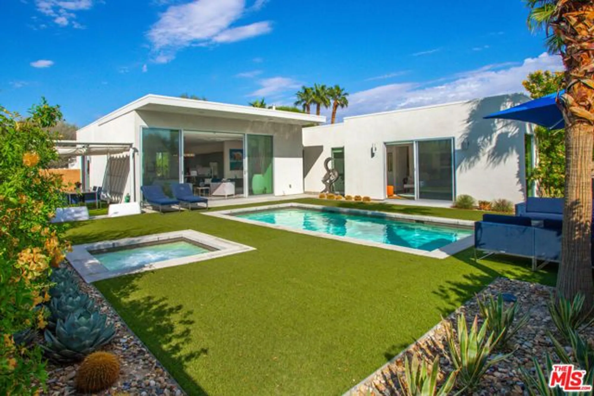 Property Slideshow image 23 of 60 | 4304 vantage ln, Palm Springs, CA, 92262
