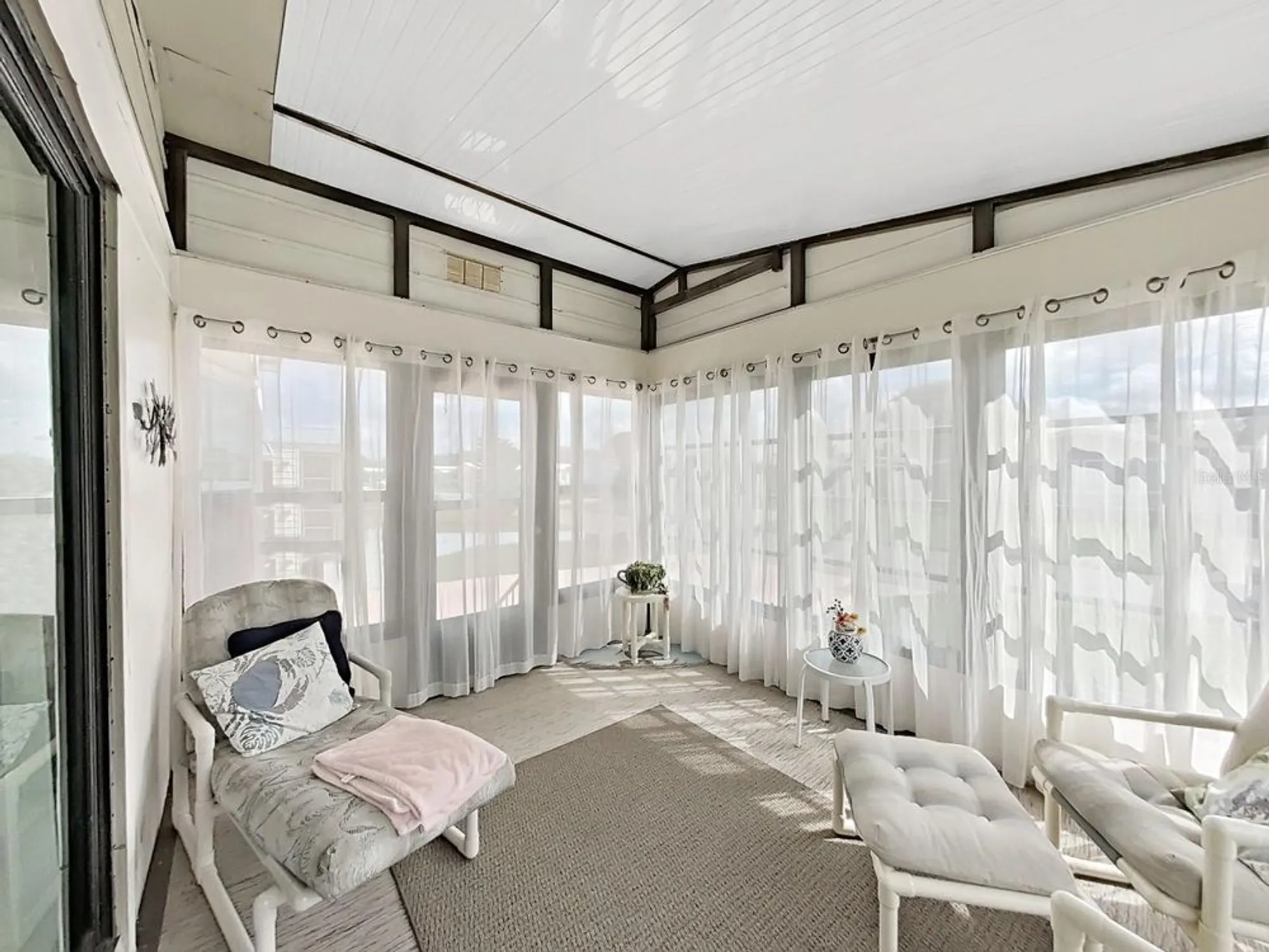 Property Slideshow image 29 of 45 | 4909 foxwood lake dr, Lakeland, FL, 33810