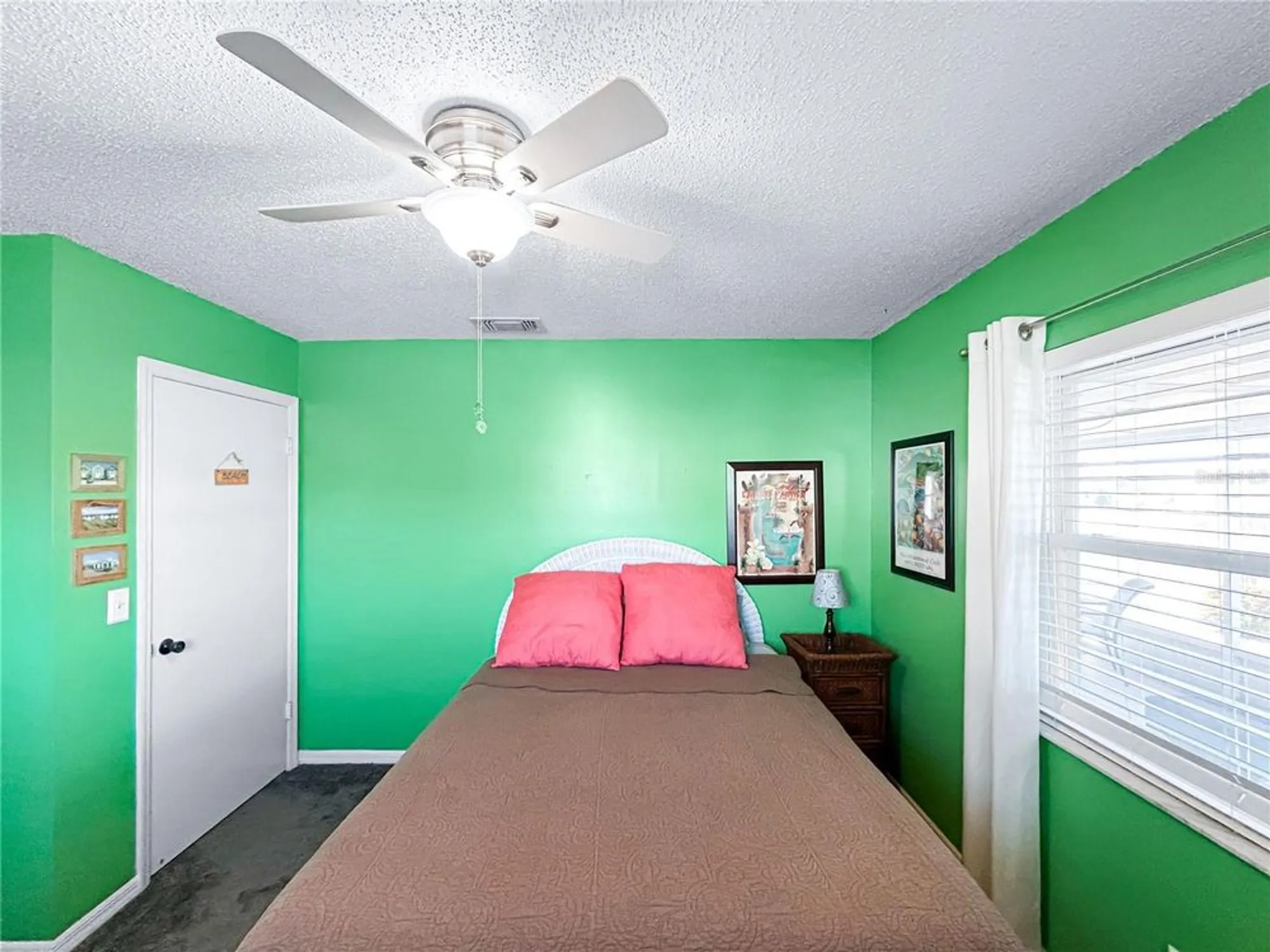 Property Slideshow image 20 of 41 | 1308 bluewater dr, Sun City Center, FL, 33573