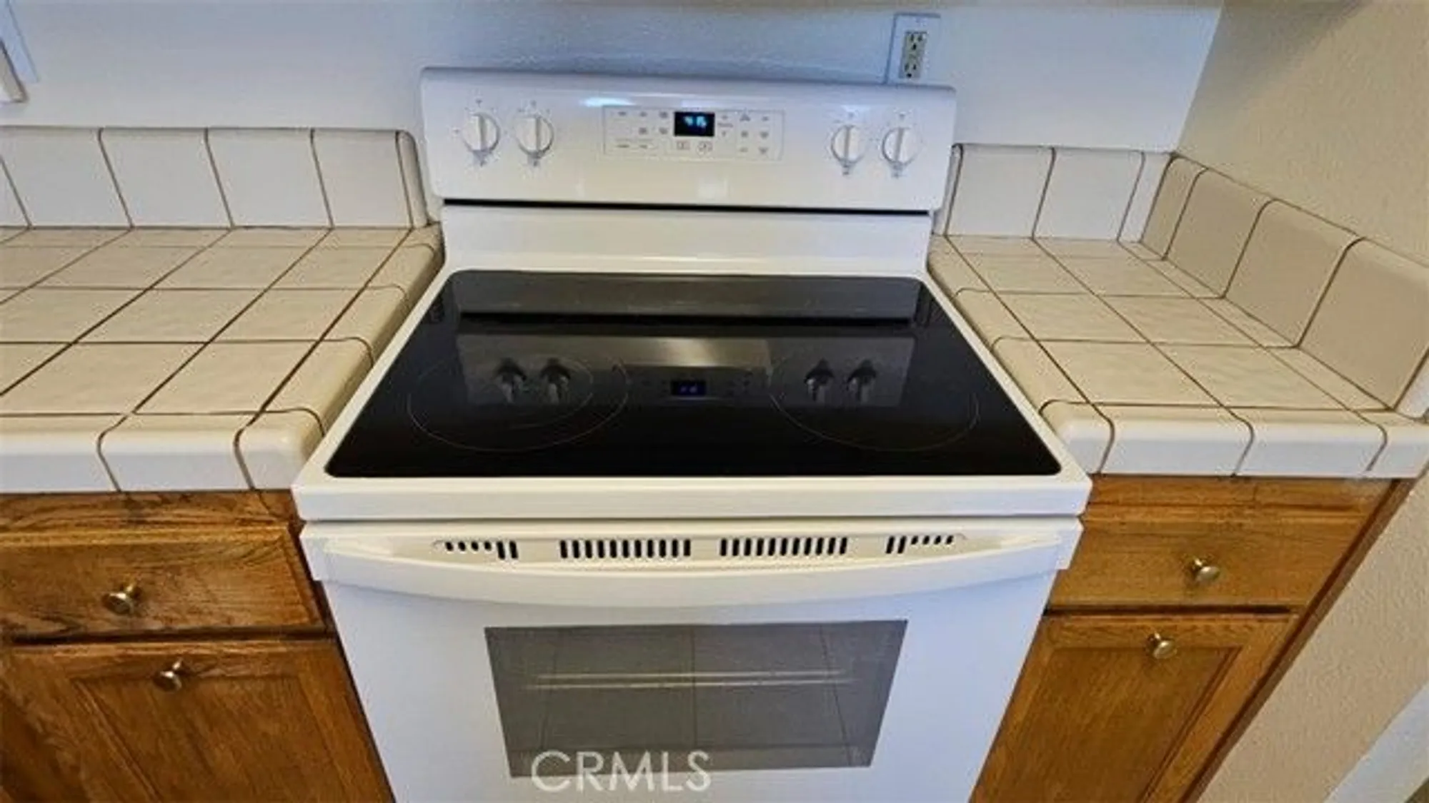 Property Slideshow image 15 of 23 | 11620 locust ln, Apple Valley, CA, 92308