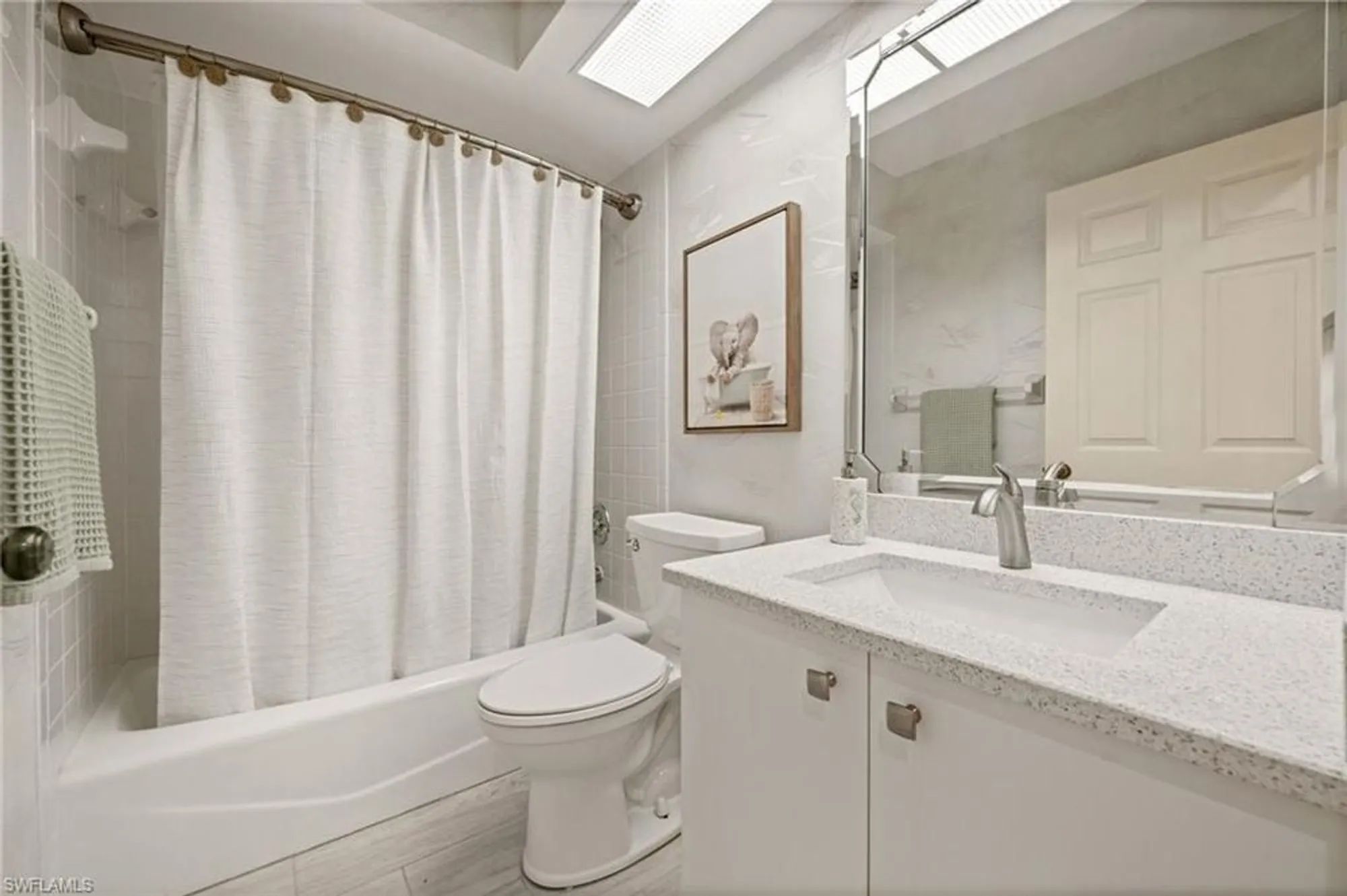 Property Slideshow image 26 of 48 | 4101 sawgrass point dr 201, Bonita Springs, FL, 34134