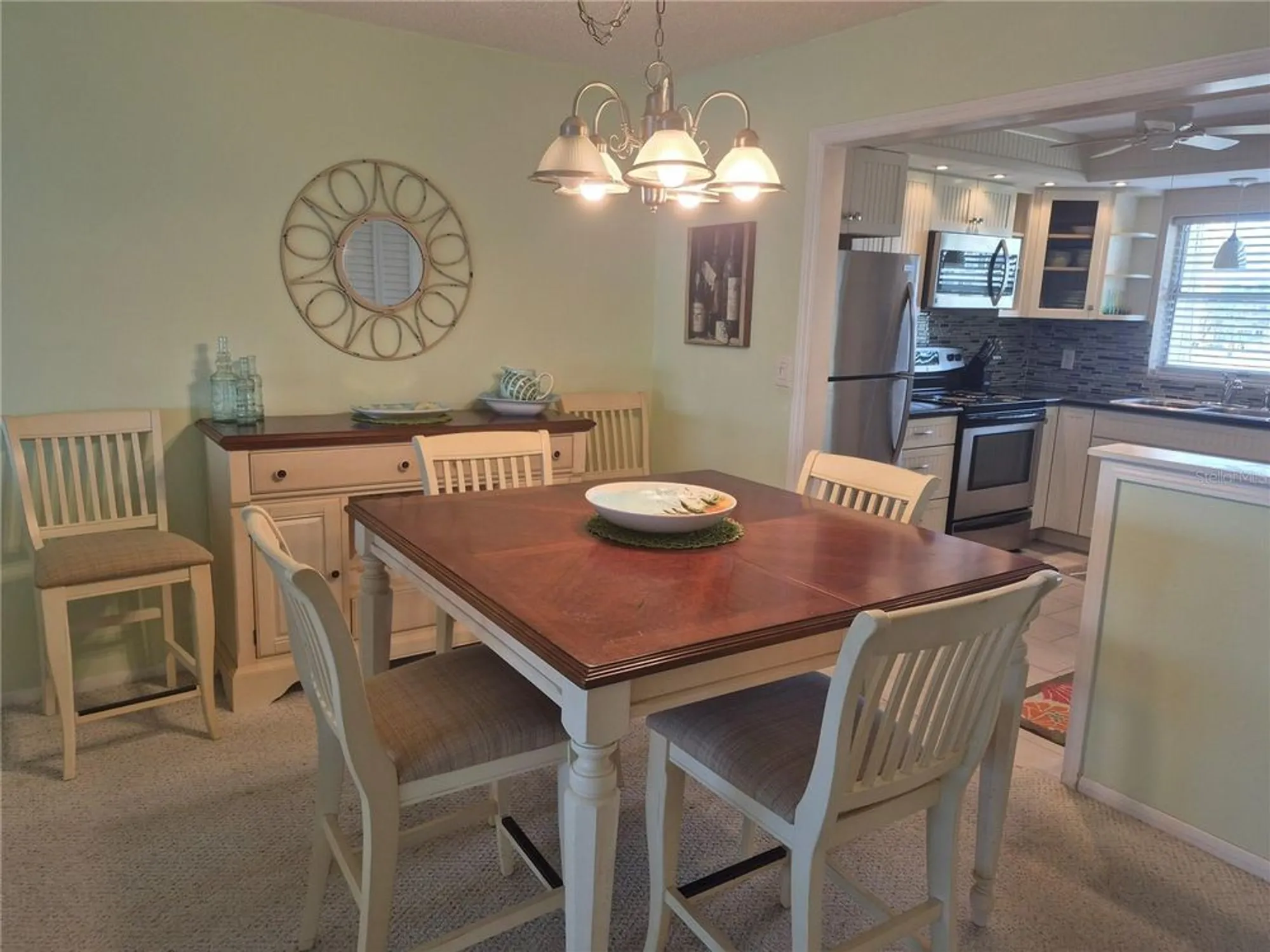 Property Slideshow image 7 of 25 | 4750 cove cir apt 304, St Petersburg, FL, 33708