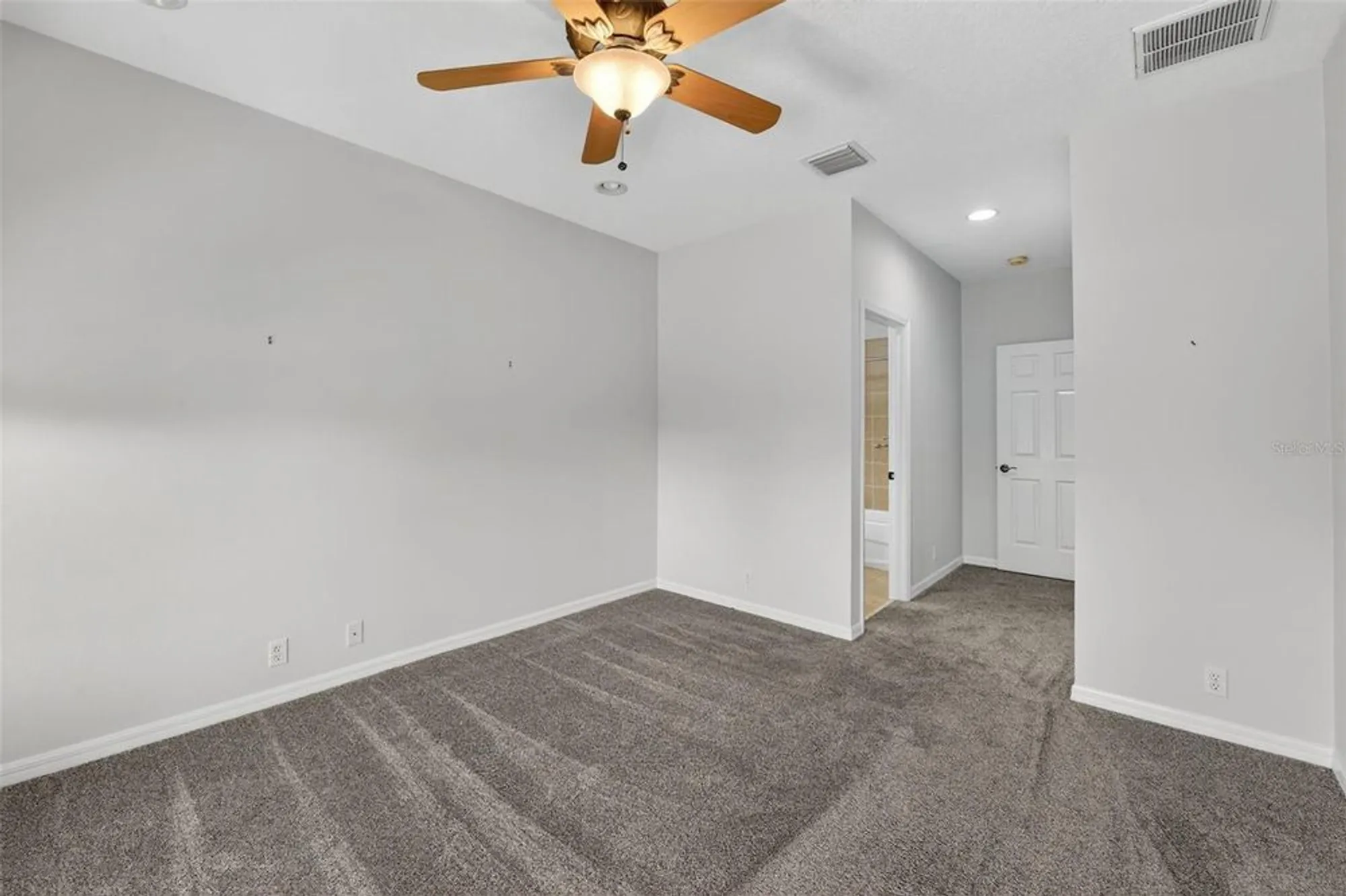 Property Slideshow image 27 of 56 | 5617 seagrass pl, Apollo Beach, FL, 33572