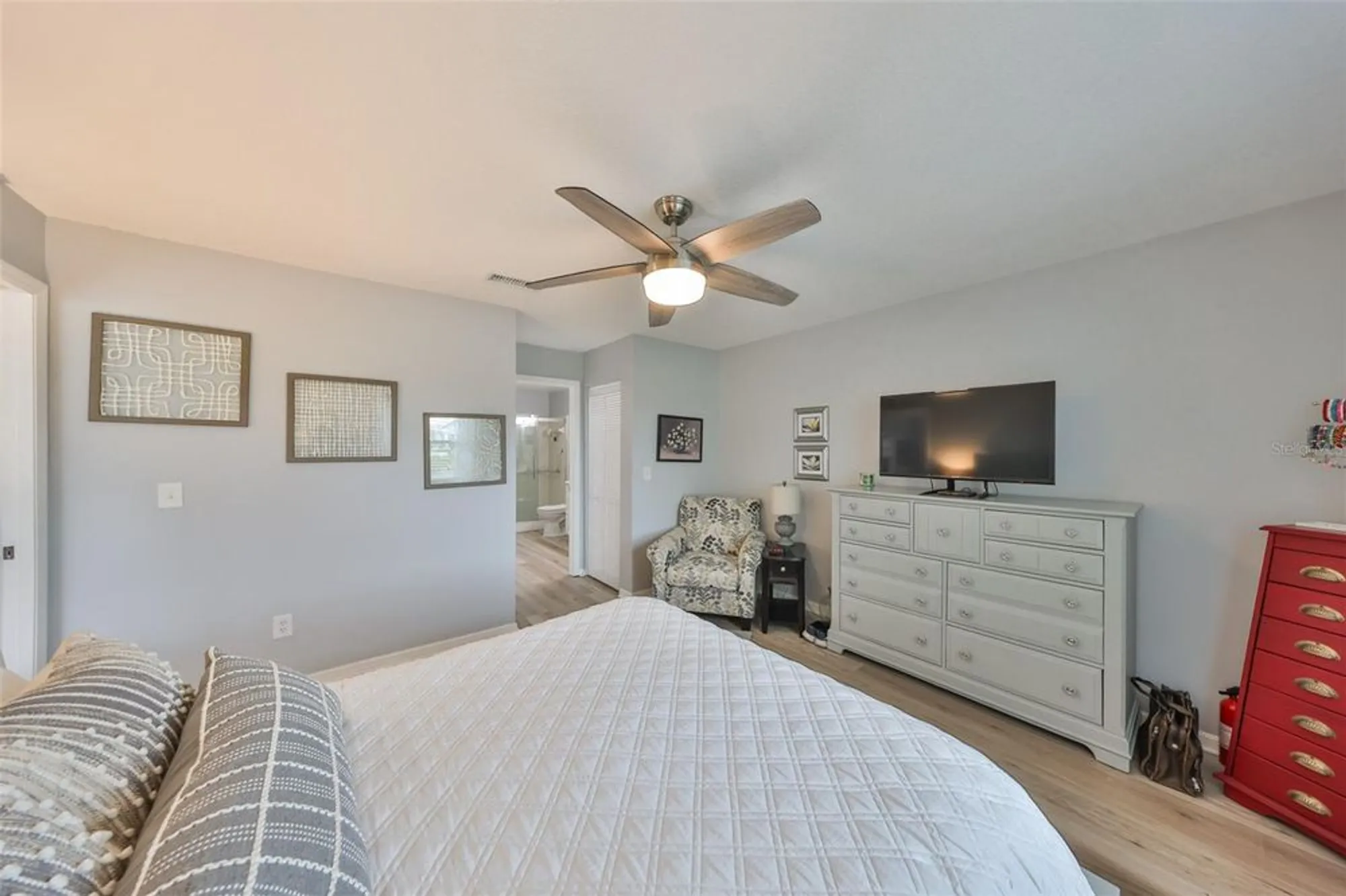 Property Slideshow image 28 of 55 | 1805 columbine pl, Sun City Center, FL, 33573