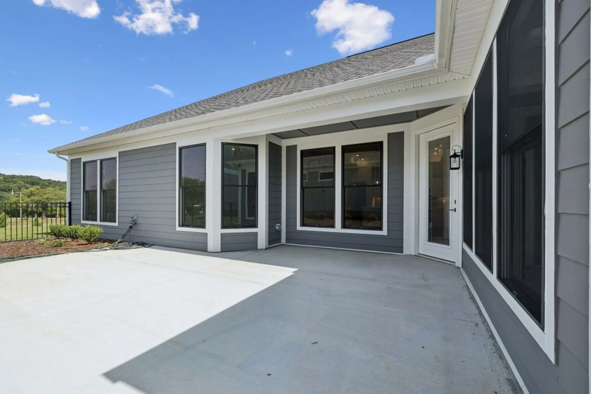 Property Slideshow image 60 of 64 | 512 restoration dr, Smyrna, TN, 37167