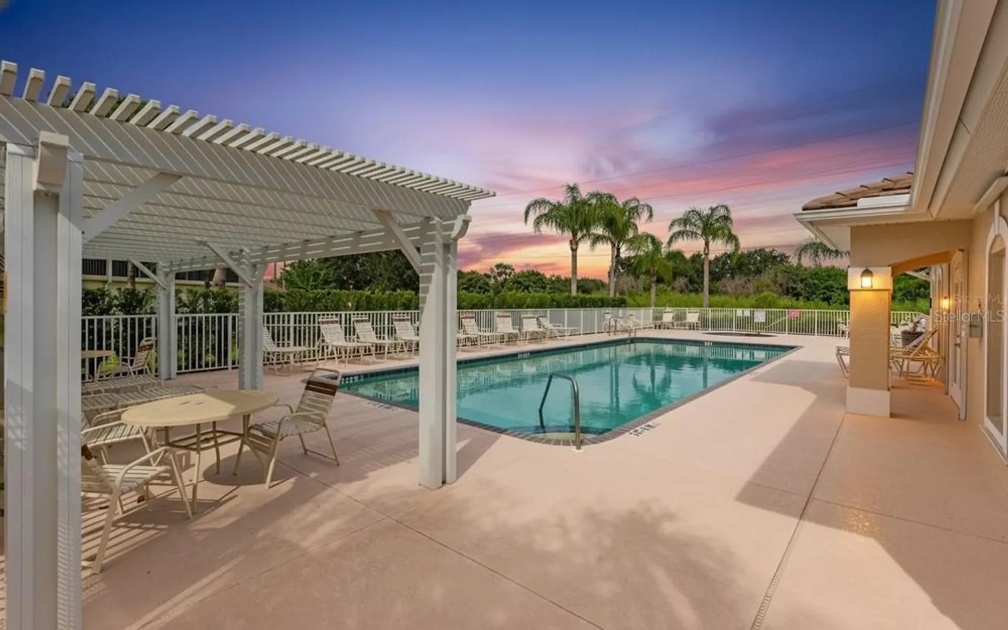 Property Slideshow image 30 of 51 | 6421 bay cedar ln, Bradenton, FL, 34203