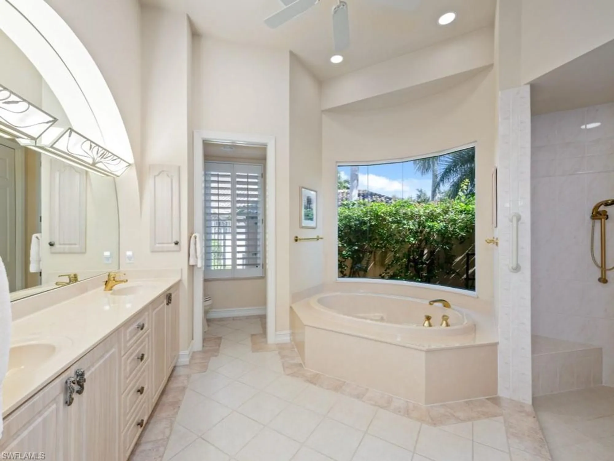 Property Slideshow image 21 of 50 | 3460 oak hammock ct, Bonita Springs, FL, 34134