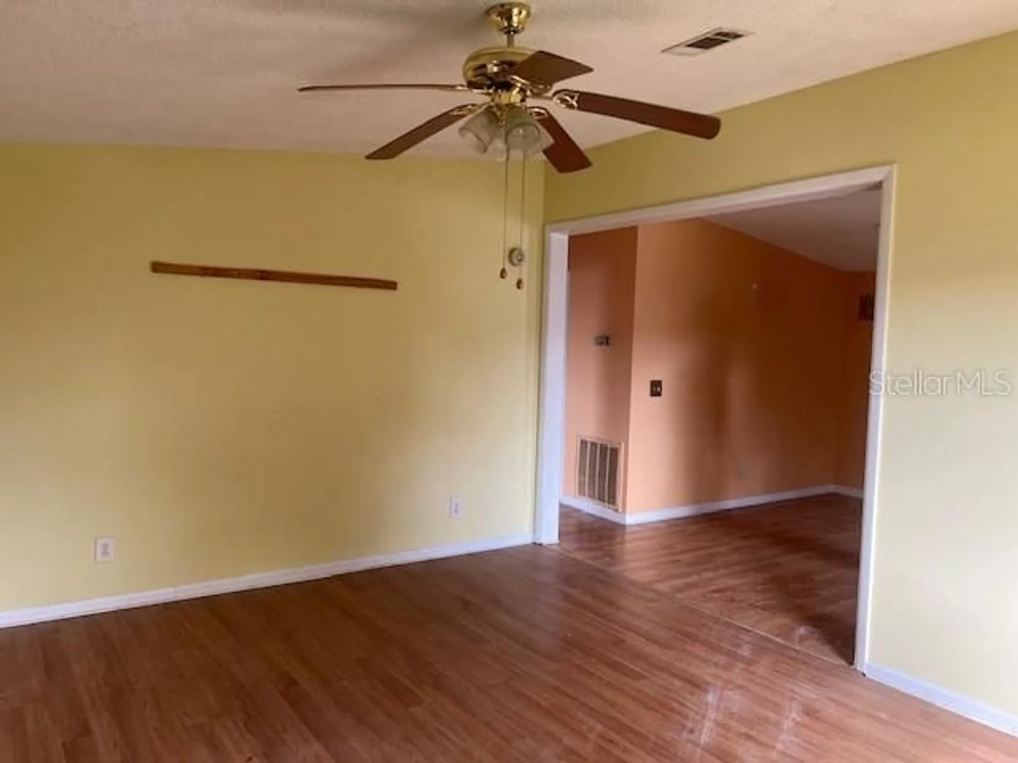 Property Slideshow image 5 of 10 | 1722 myrtle beach dr, The Villages, FL, 32159