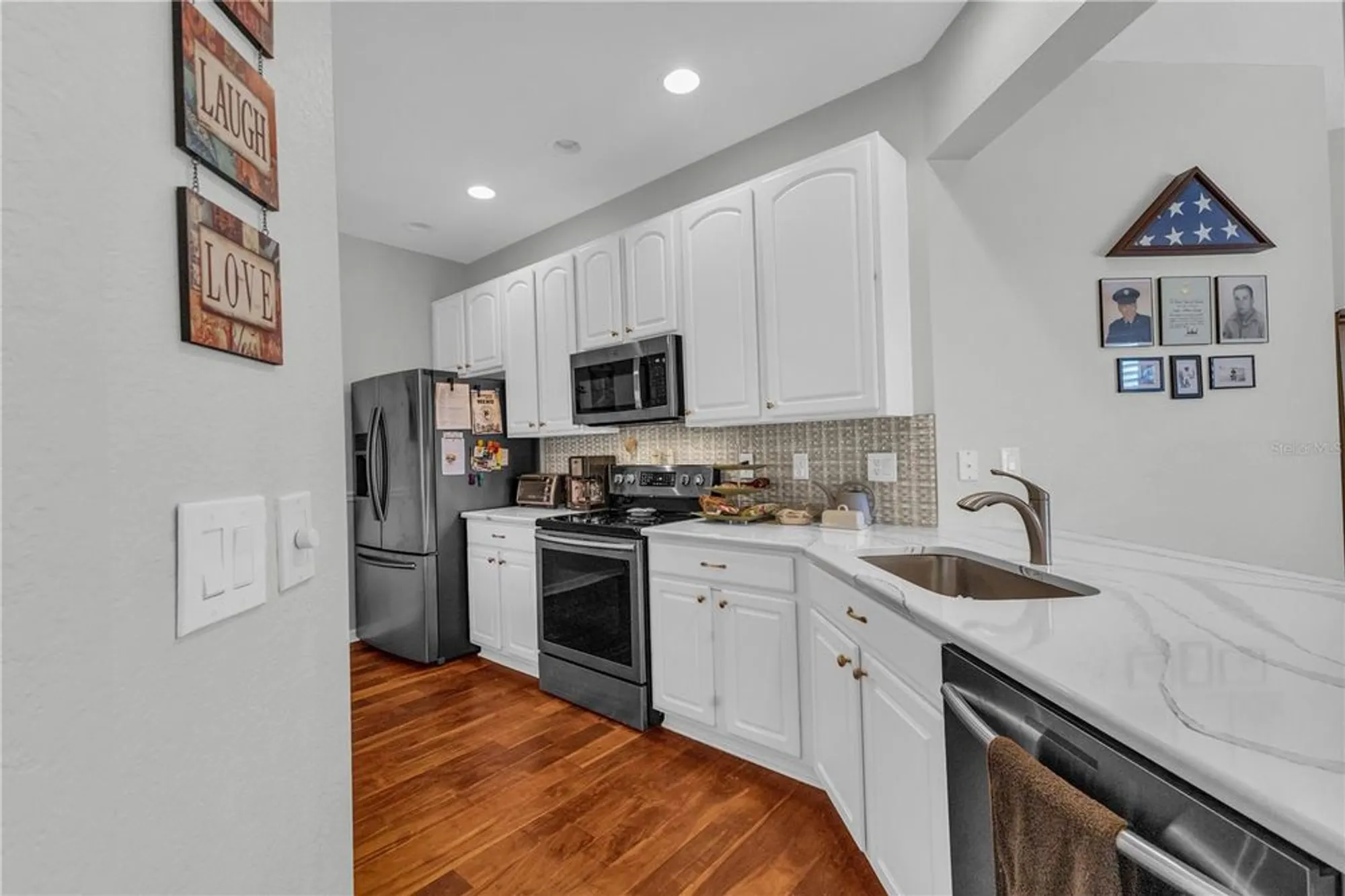 Property Slideshow image 11 of 44 | 2064 batello dr, Venice, FL, 34292