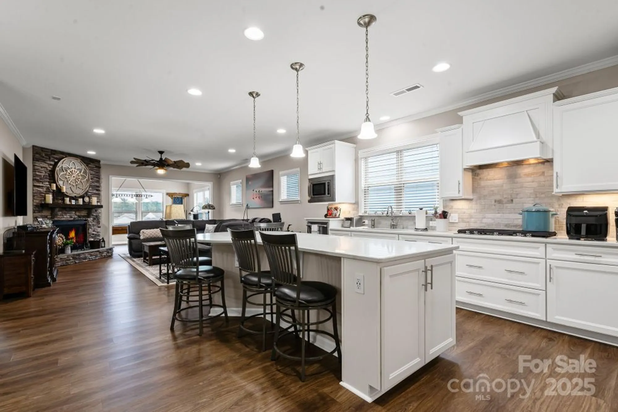 Property Slideshow image 13 of 38 | 685 birchway dr, Fort Mill, SC, 29715