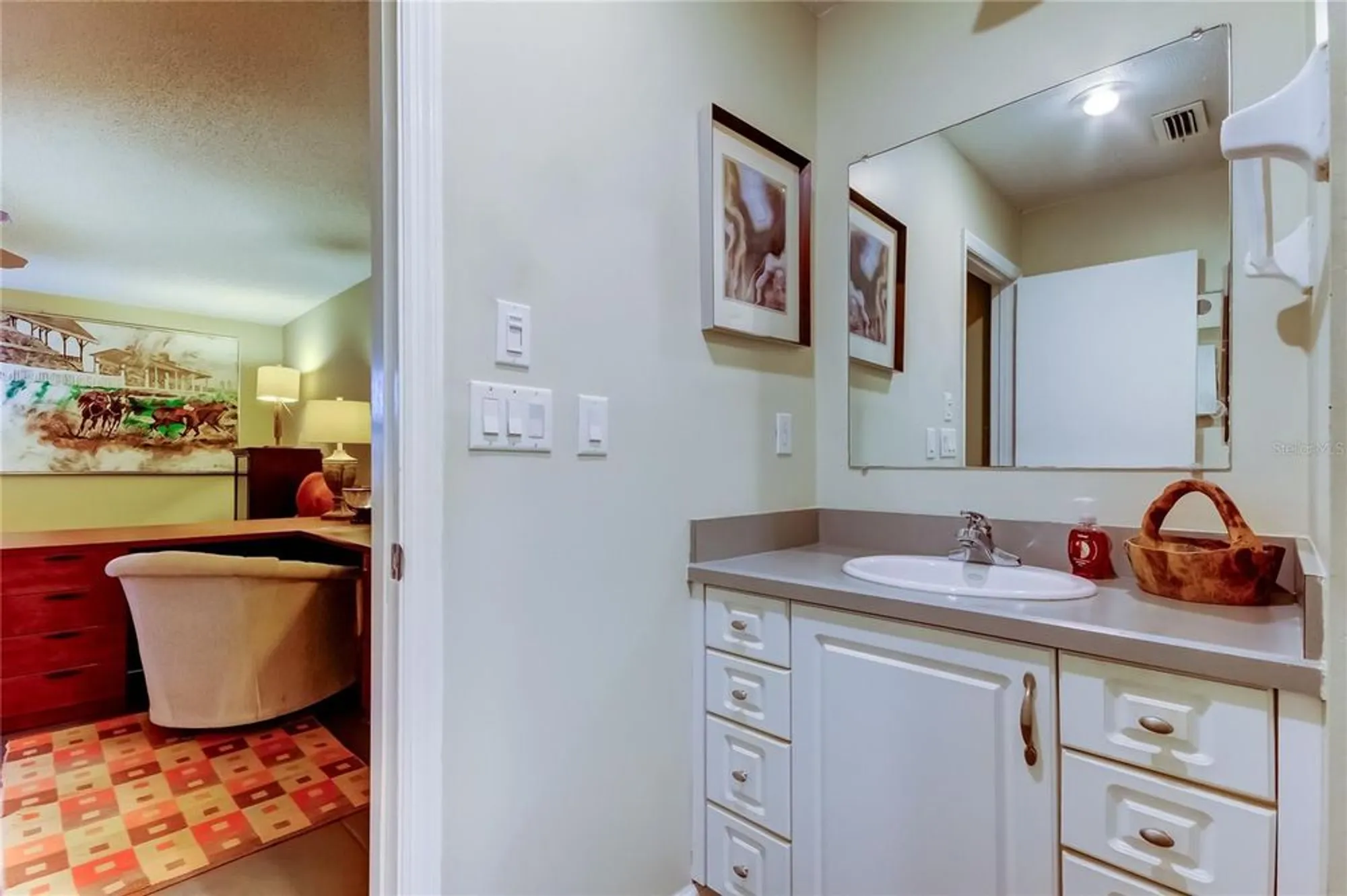 Property Slideshow image 47 of 77 | 329 club manor dr, Sun City Center, FL, 33573