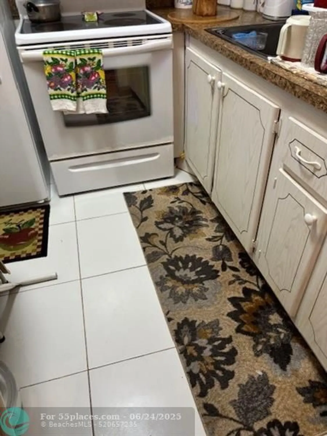 Property Slideshow image 6 of 9 | 183 camden h # 183, West Palm Beach, FL, 33417