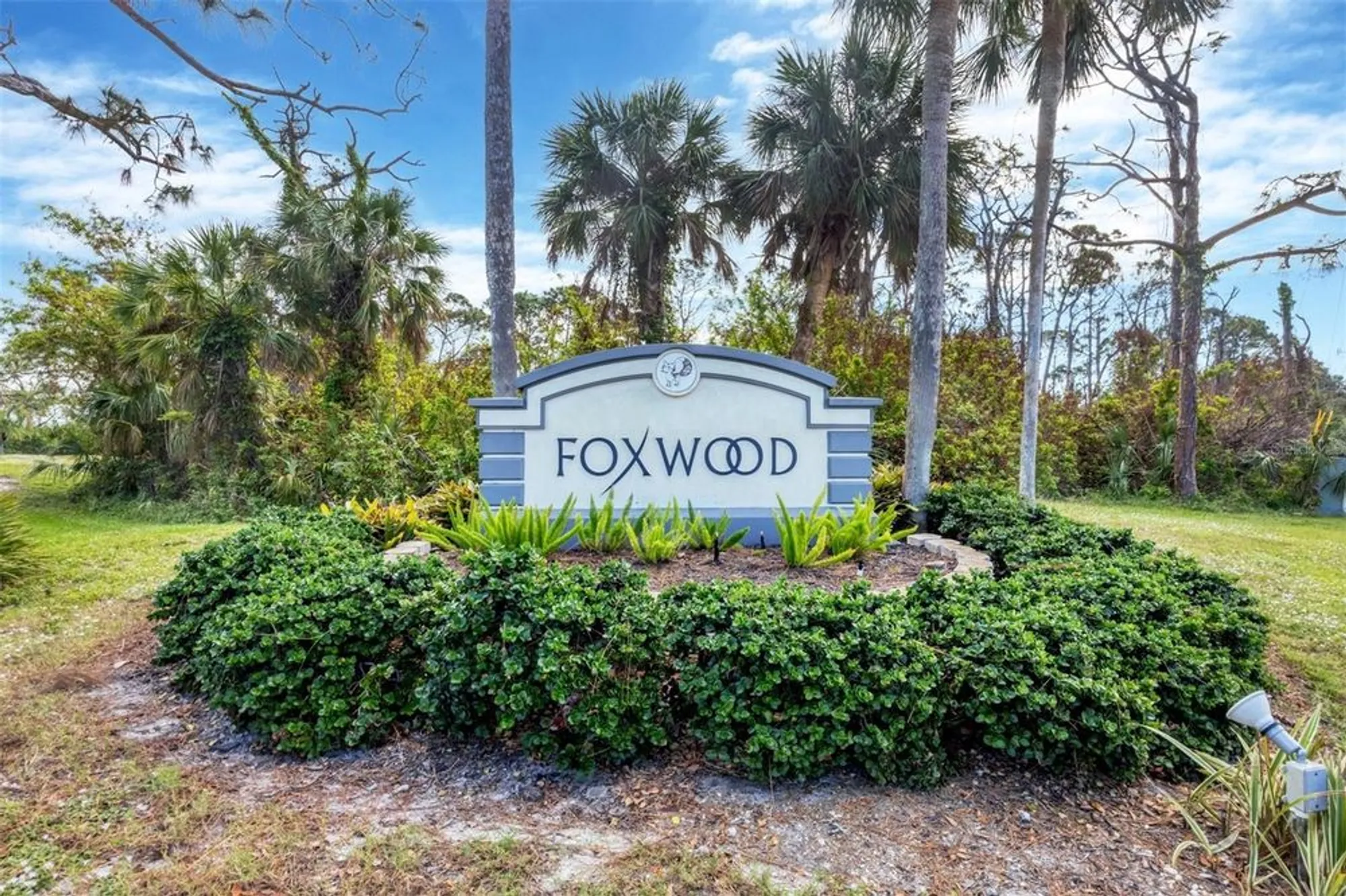 Property Slideshow image 2 of 44 | 618 deerwood ave, Englewood, FL, 34223