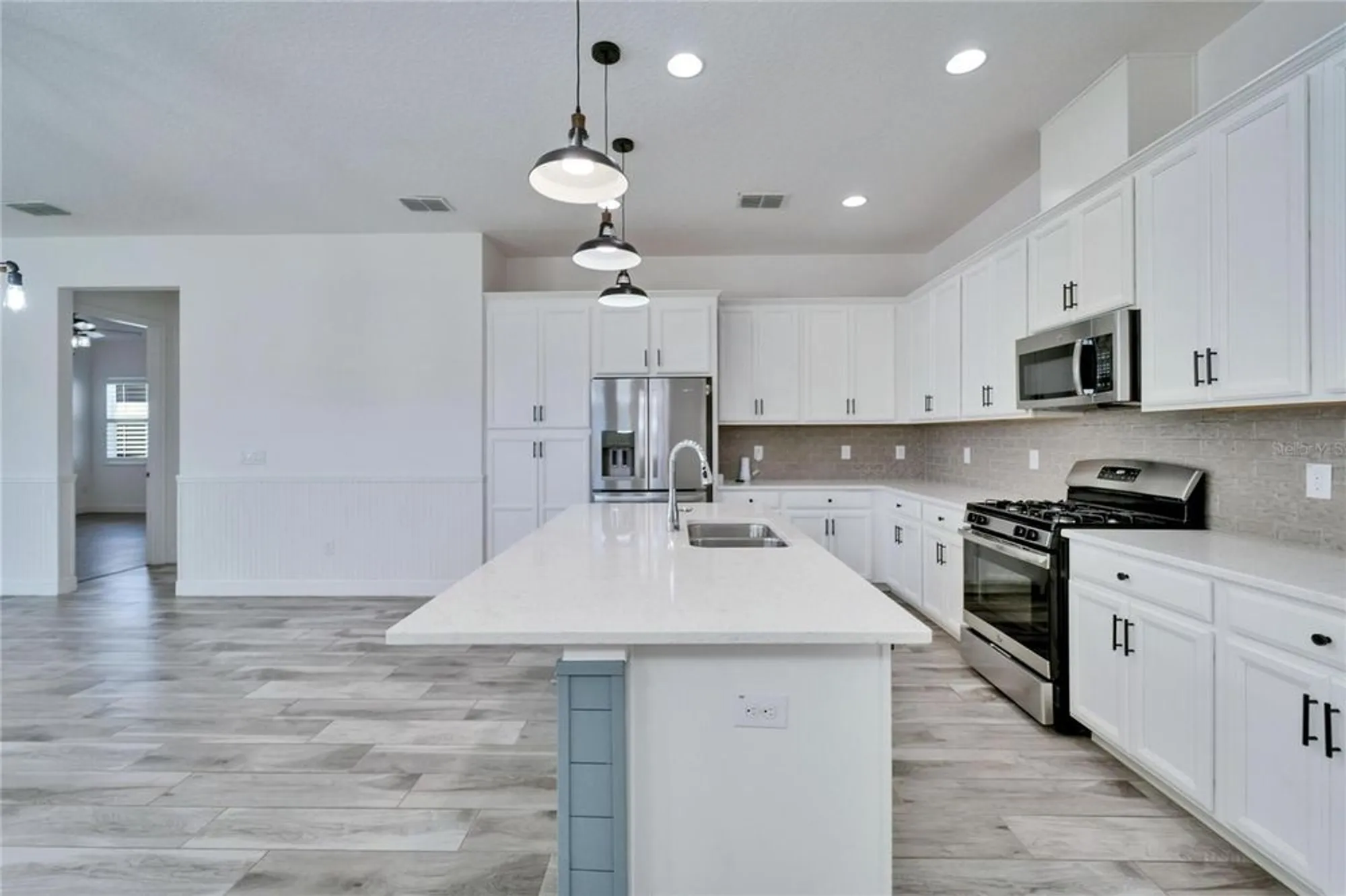 Property Slideshow image 6 of 61 | 729 winterside dr, Apollo Beach, FL, 33572